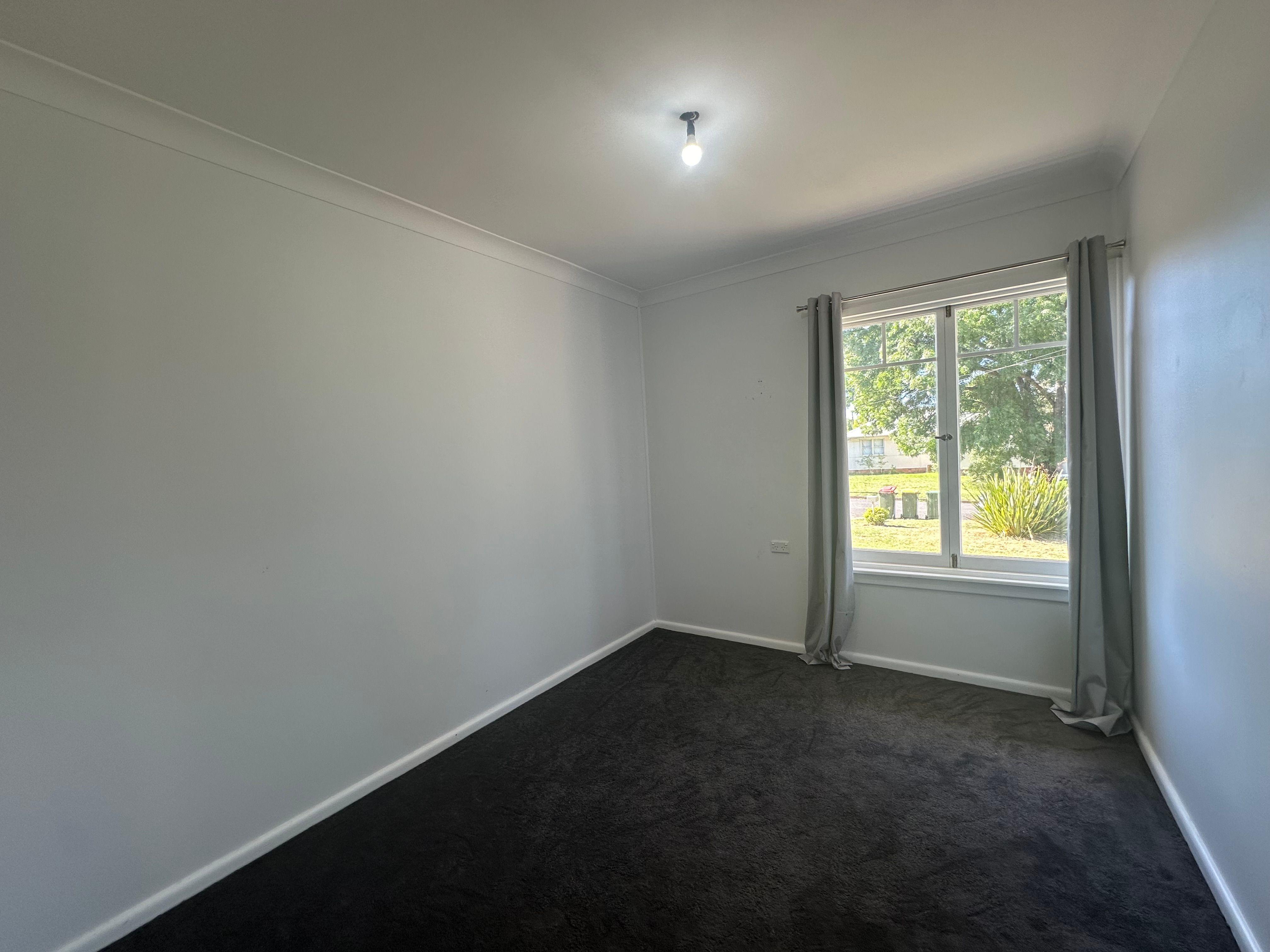 House for Rent: Orange, NSW 2800, NSW, 2800