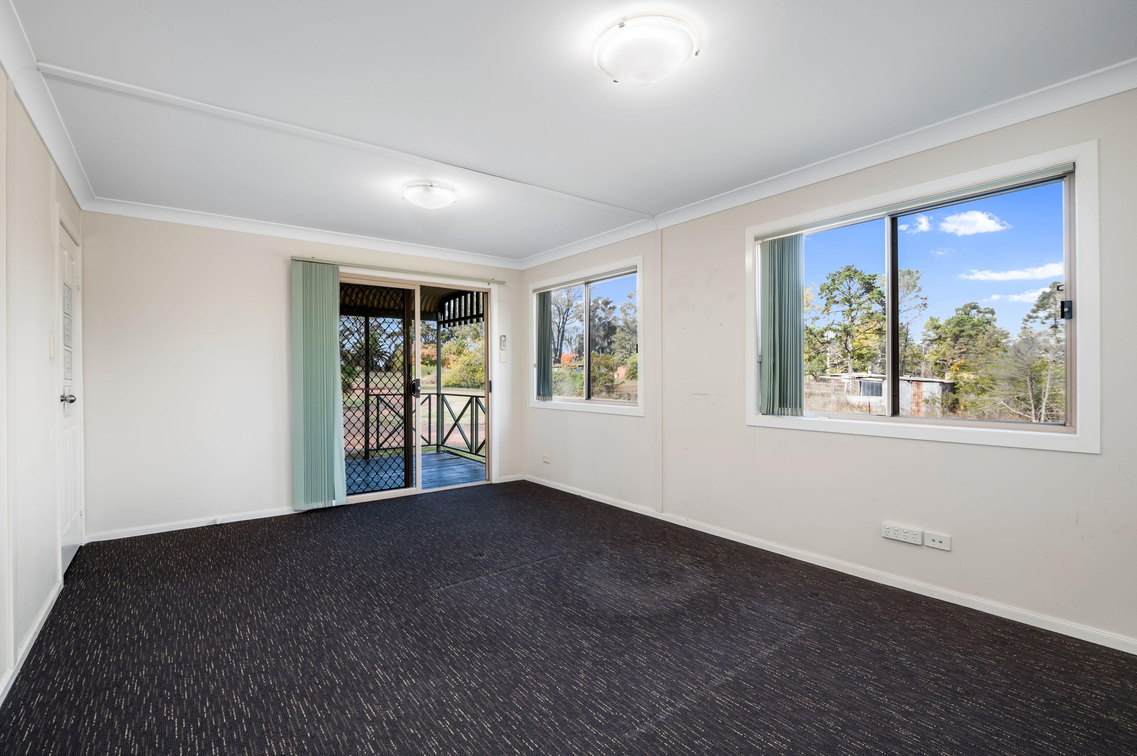 House for Rent: Bringelly, NSW 2556, NSW, 2556