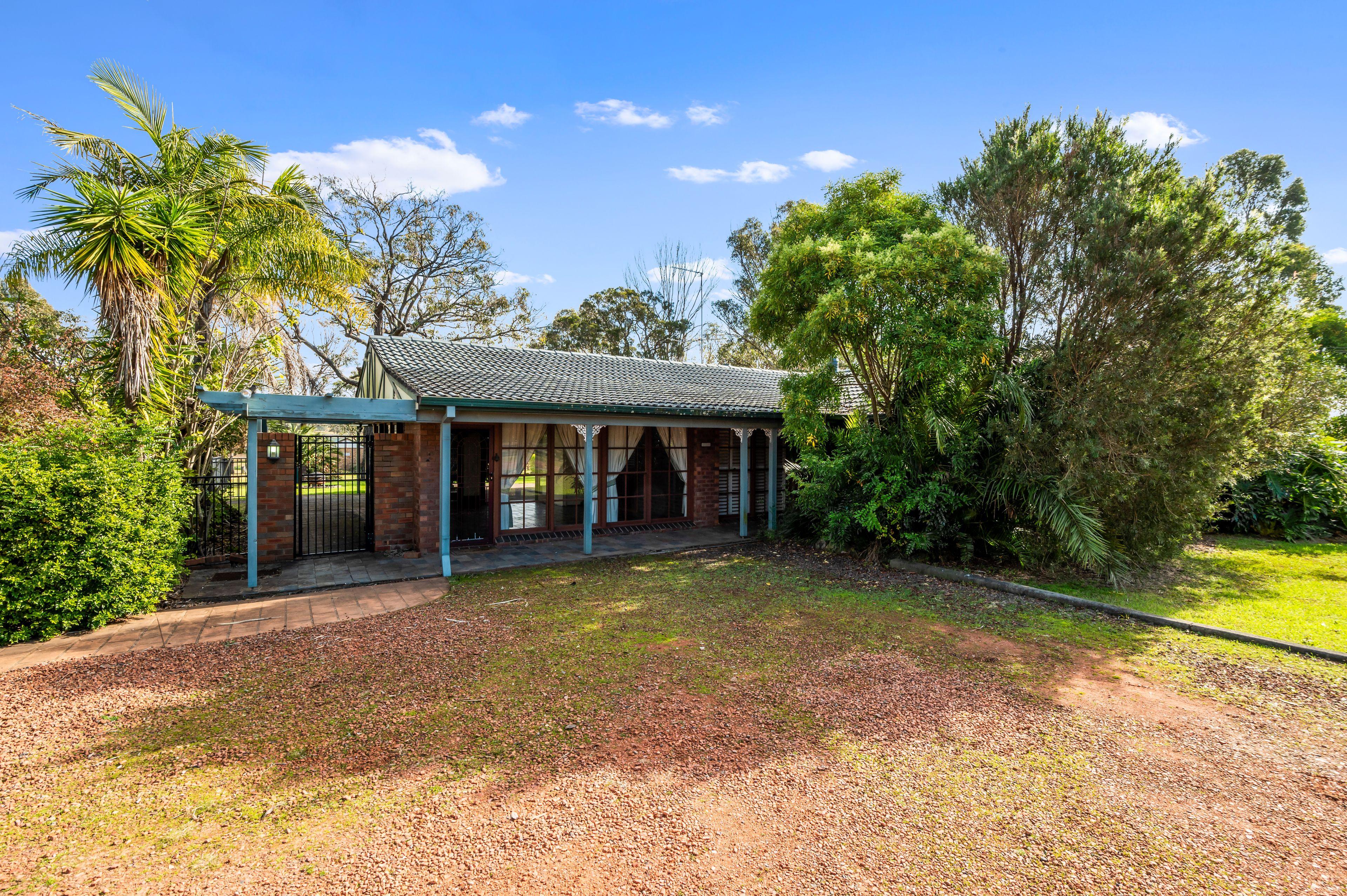 House for Rent: Bringelly, NSW 2556, NSW, 2556