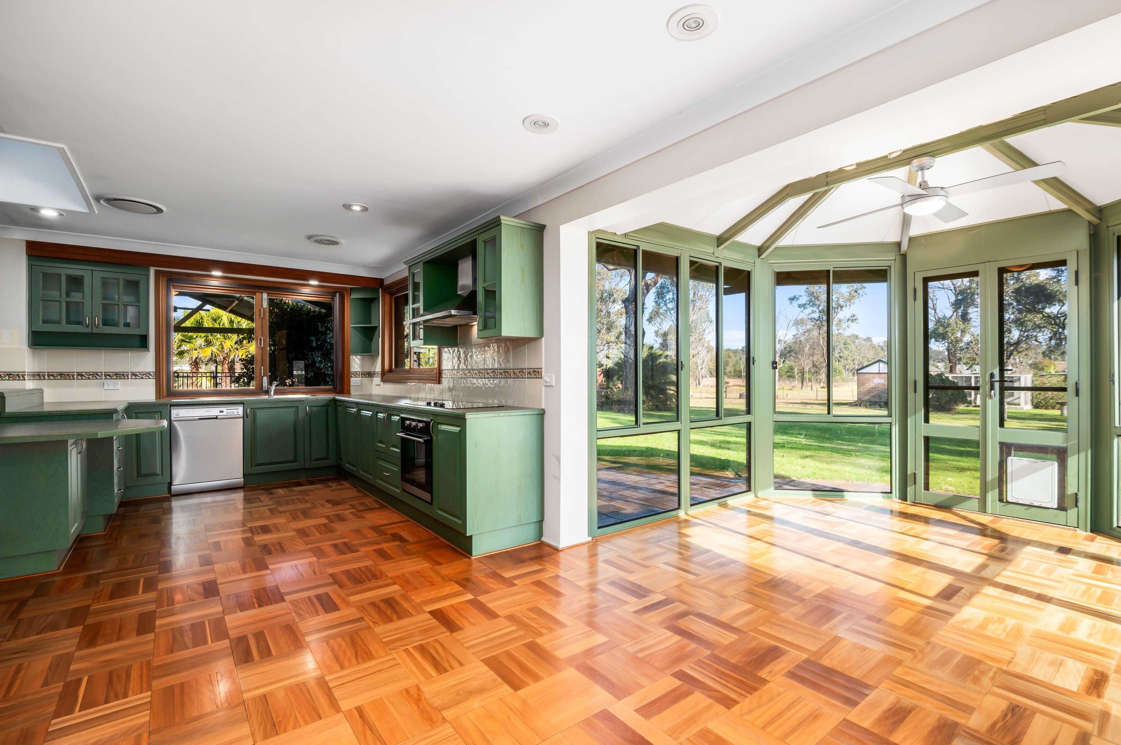 House for Rent: Bringelly, NSW 2556, NSW, 2556