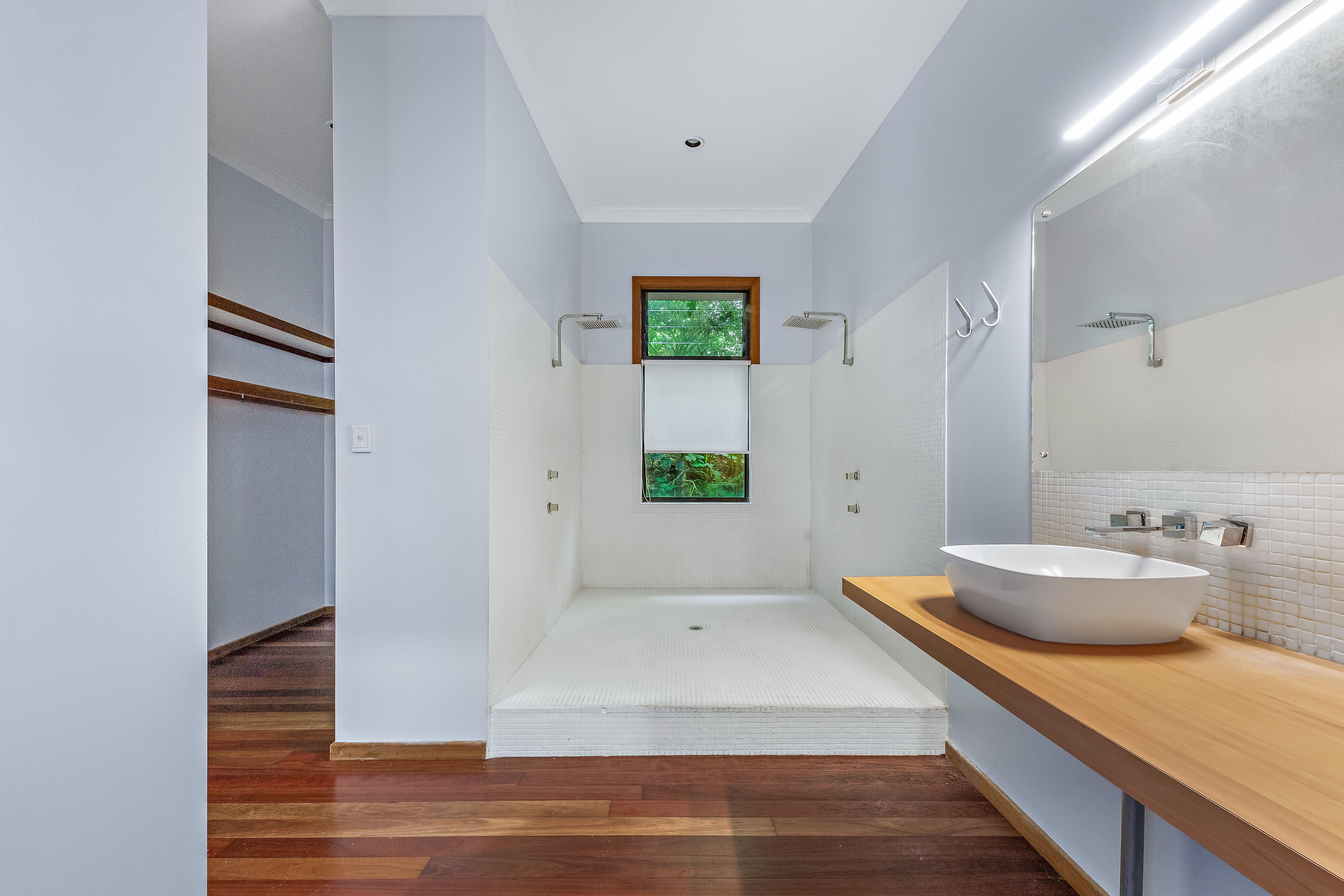 3 Bedroom Home in Rain-forest setting