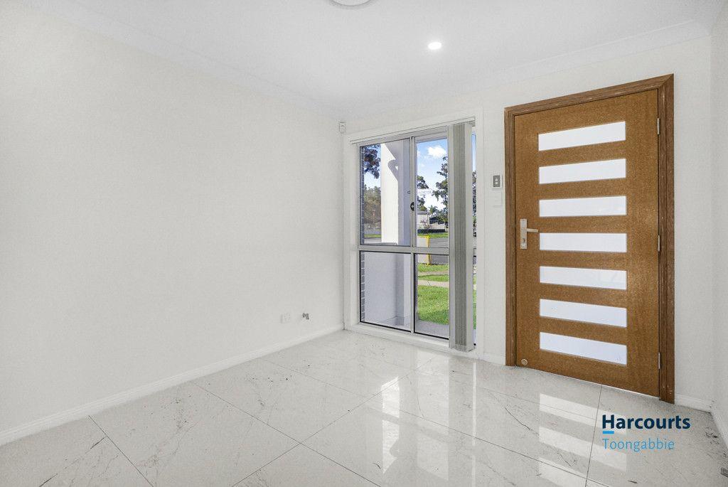 1/55 Middleton Crescent, BIDWILL, NSW 2770 - Townhouse for Rent - harcourts.net