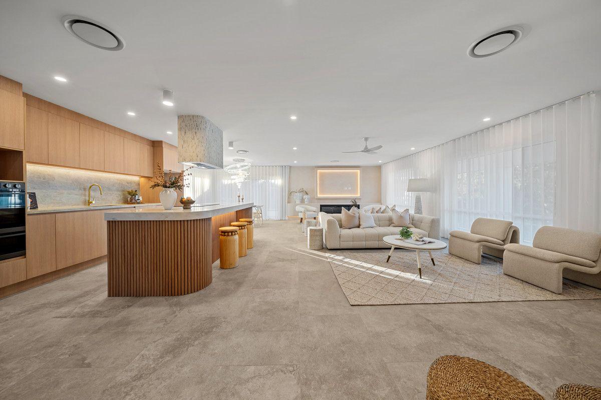 Prop-GPT: House: QLD Mudgeeraba, QLD 4213 Queensland 4213