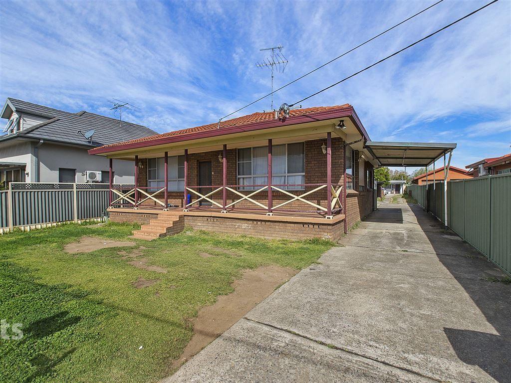 Prop-GPT: House: NSW Oxley Park, NSW 2760 New South Wales 2760