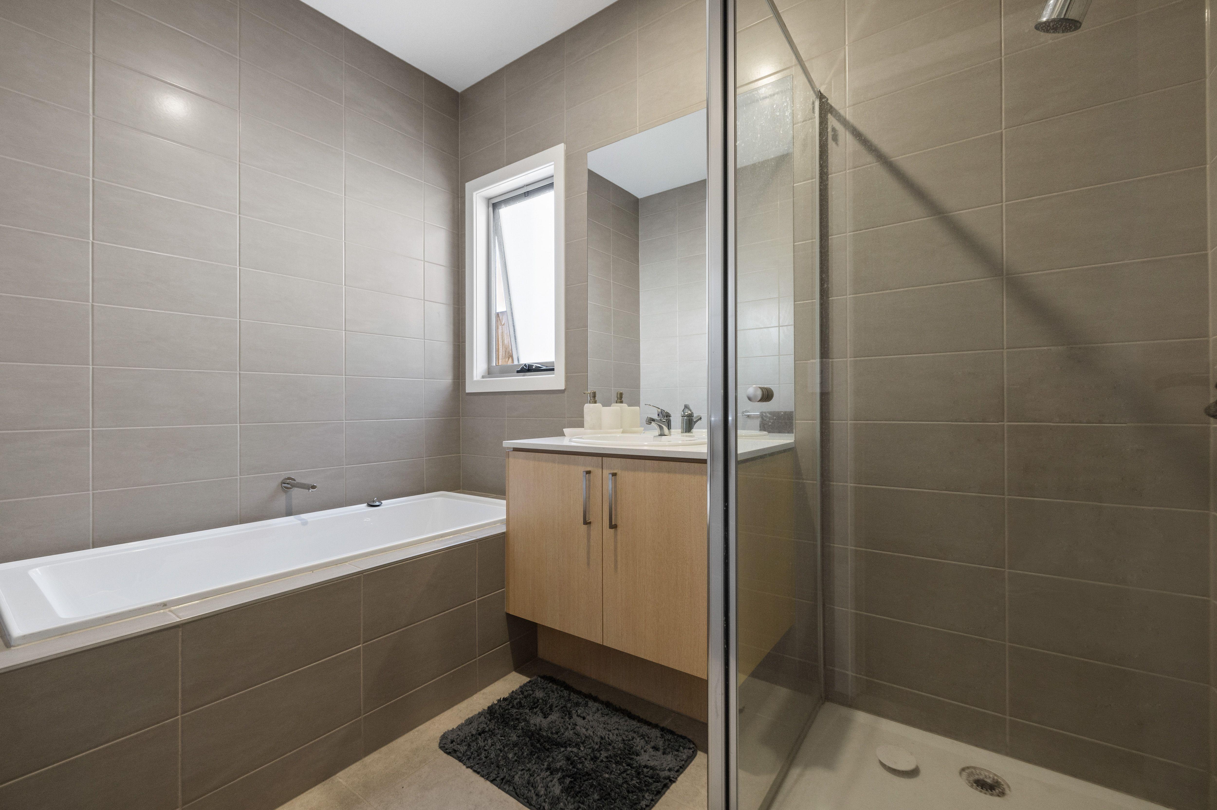 HOME FOR RENT IN EYNESBURY