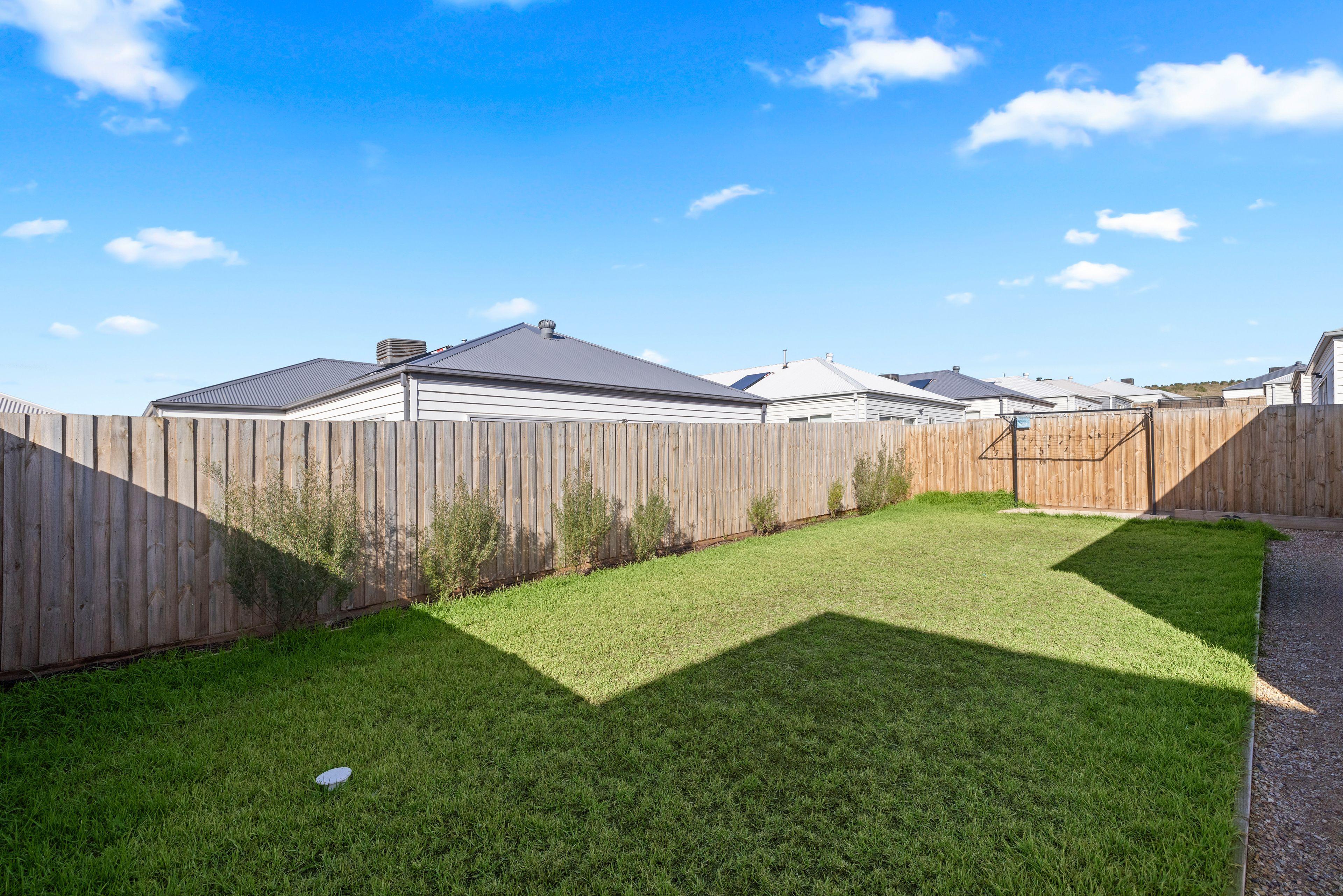 HOME FOR RENT IN EYNESBURY