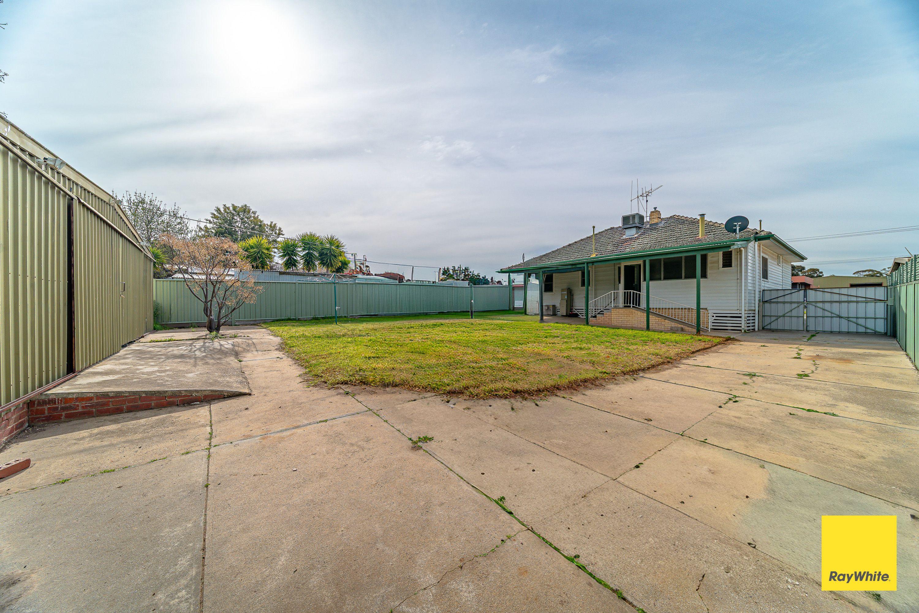 House for Rent: Long Gully, VIC 3550, VIC, 3550