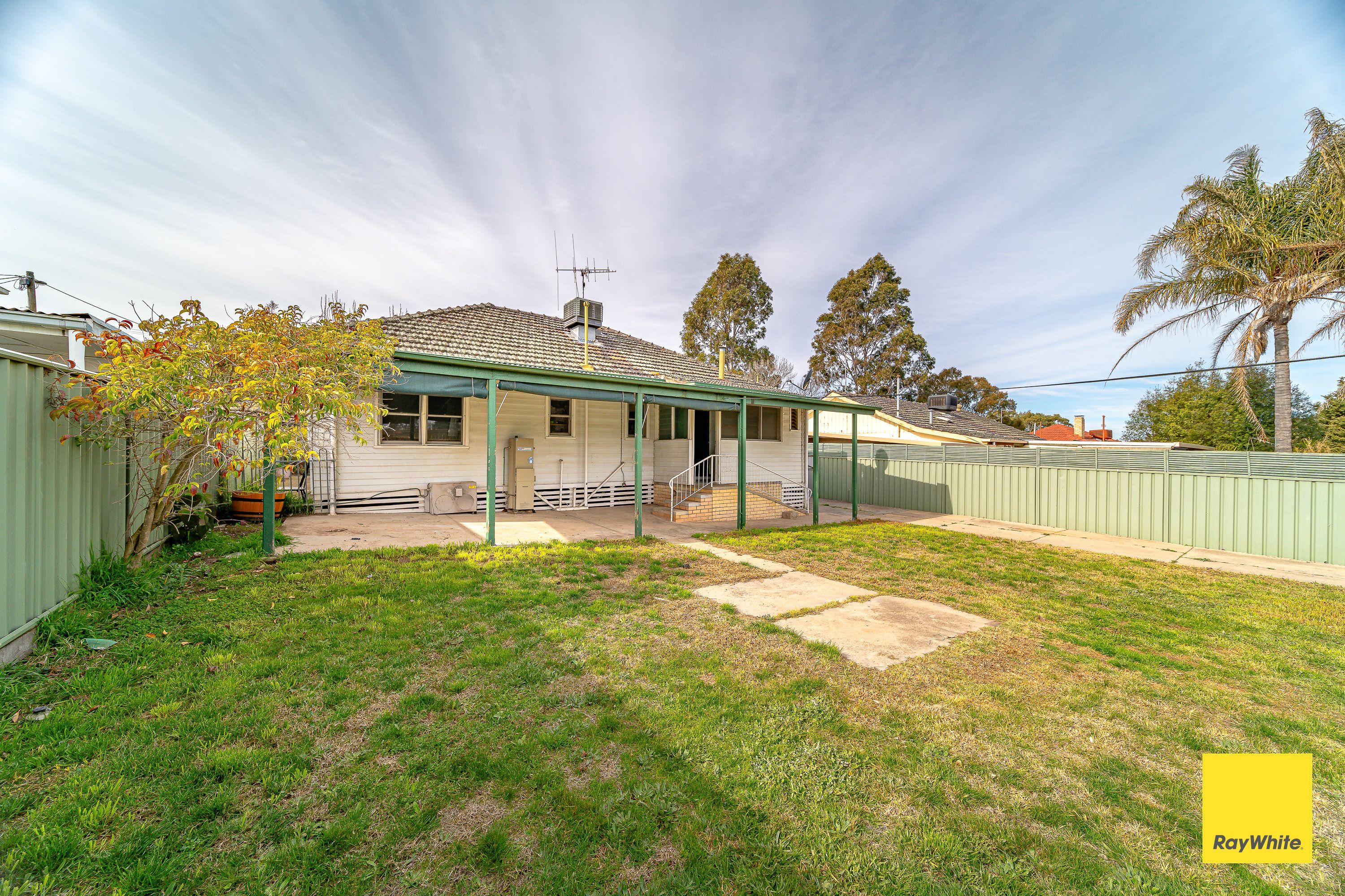 House for Rent: Long Gully, VIC 3550, VIC, 3550