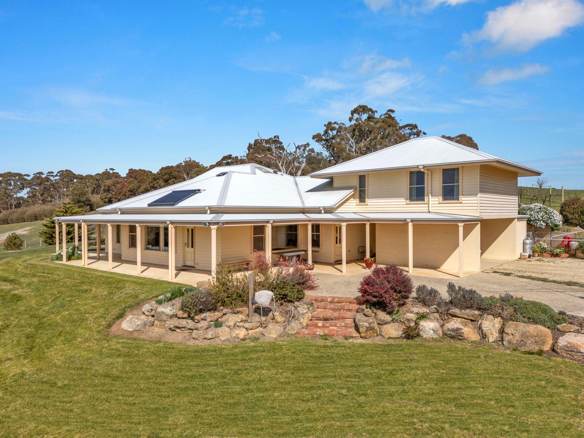 Prop-GPT: Mixed Farming: VIC Highlands, VIC 3660 Rural