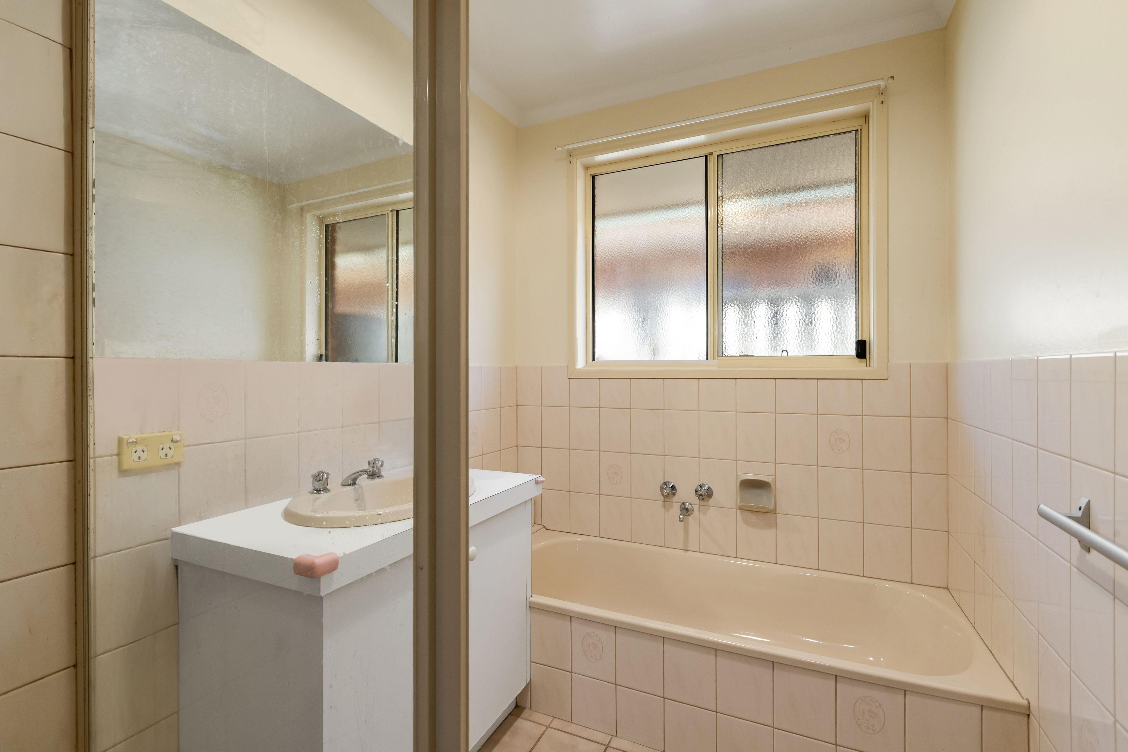 House for Rent: Mildura, VIC 3500, VIC, 3500