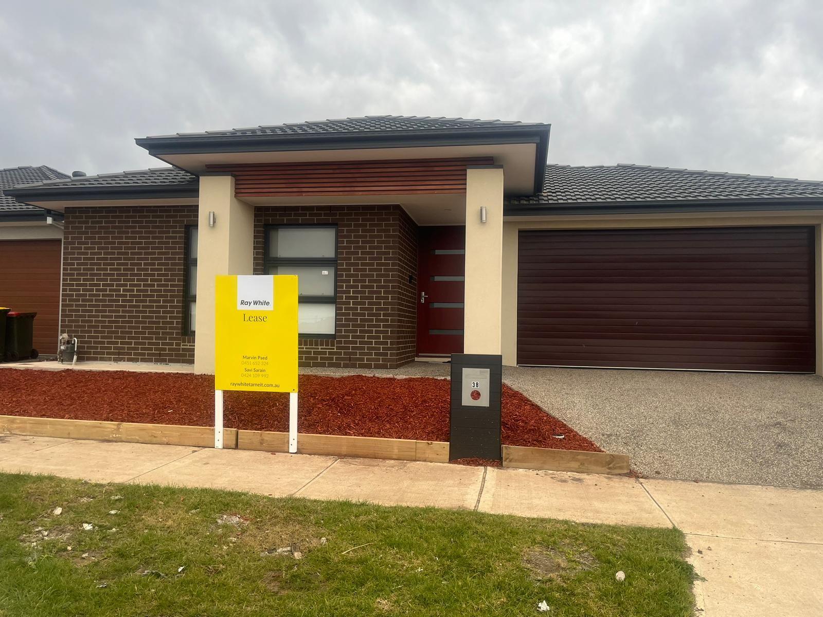 Prop-GPT: House: VIC Tarneit, VIC 3029 Home For Rent