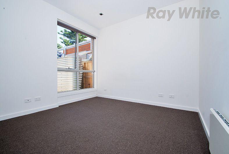 PERFECT PASCOE VALE!