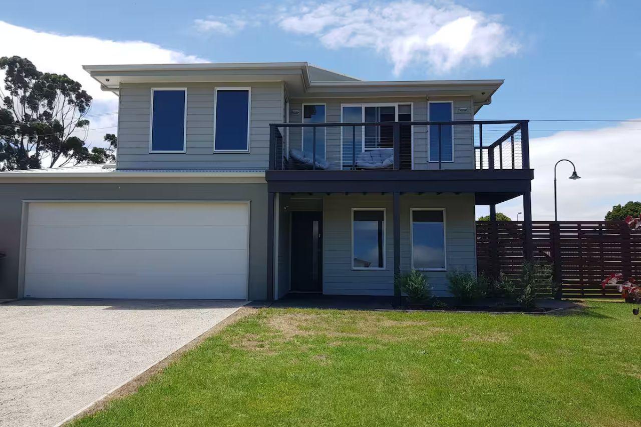 Prop-GPT: House: VIC Inverloch, VIC 3996 Home For Rent