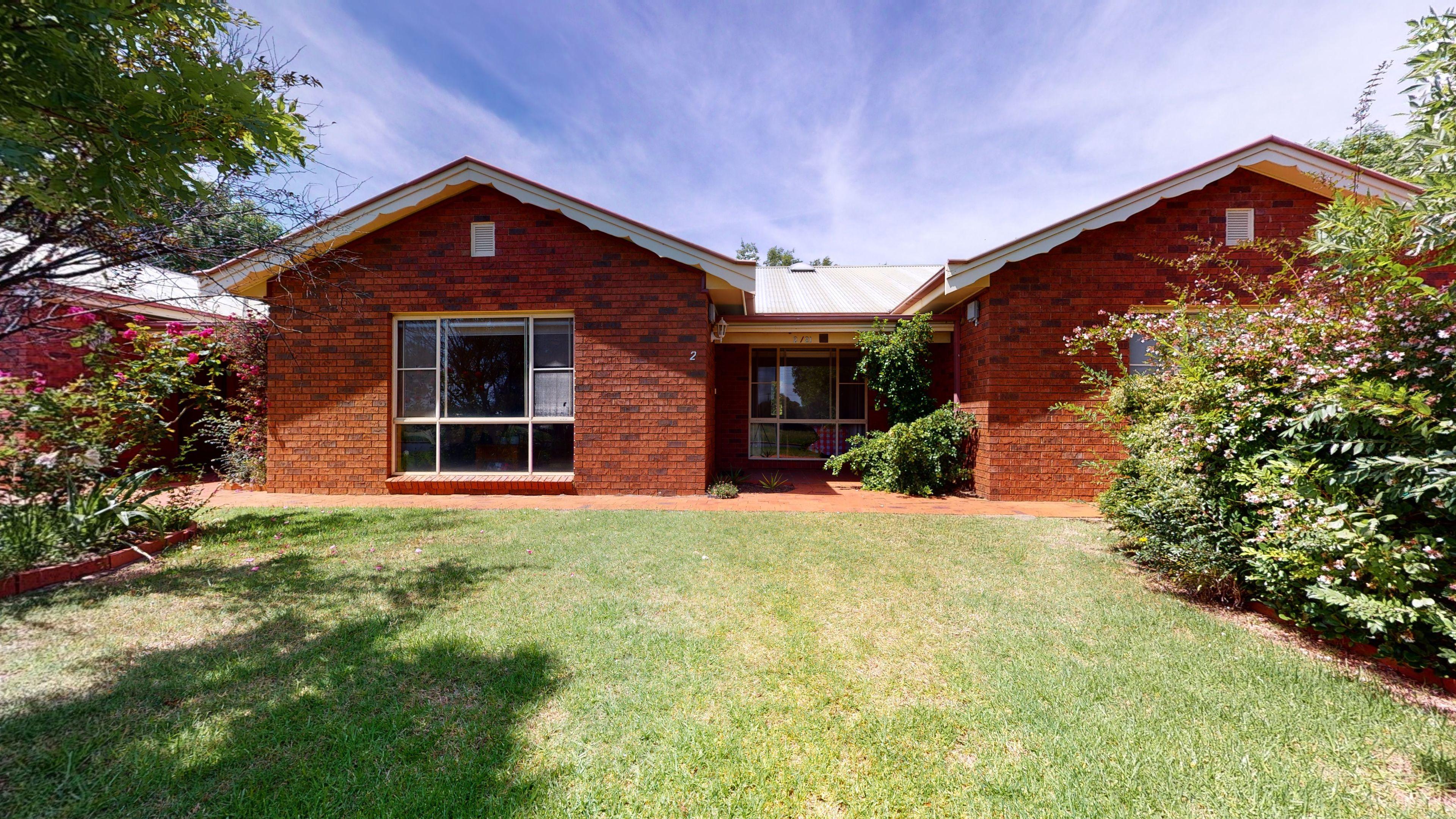 Prop-GPT: House: NSW Dubbo, NSW 2830 Home For Rent