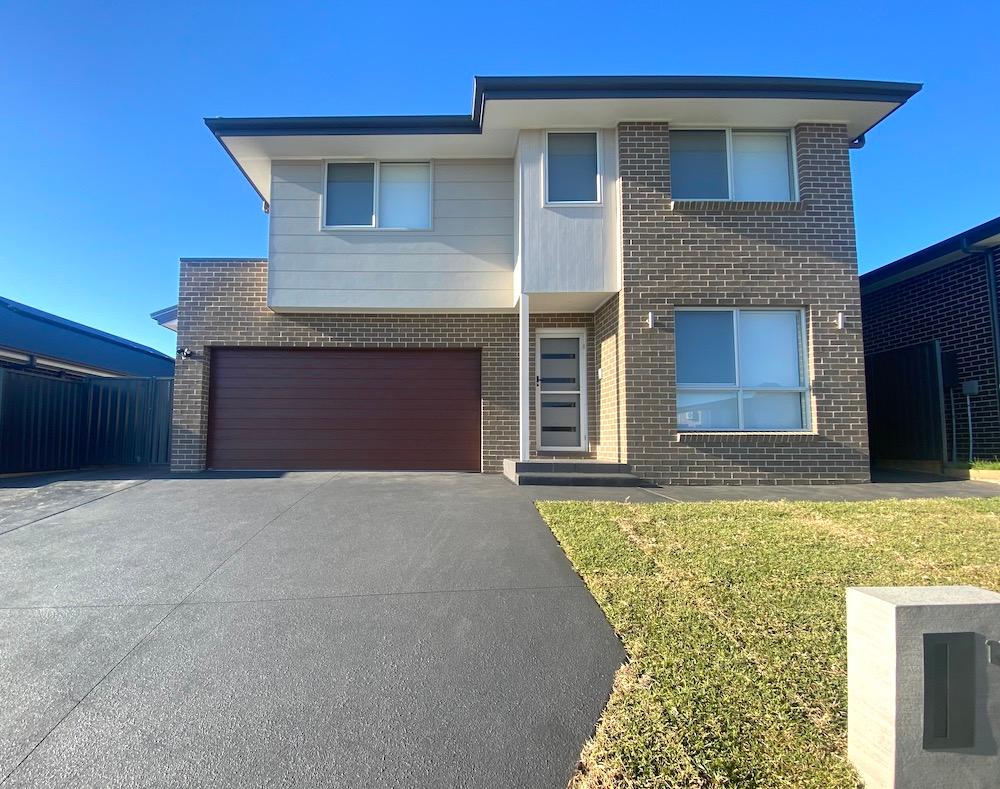 Prop-GPT: House: NSW Thirlmere, NSW 2572 Home For Rent