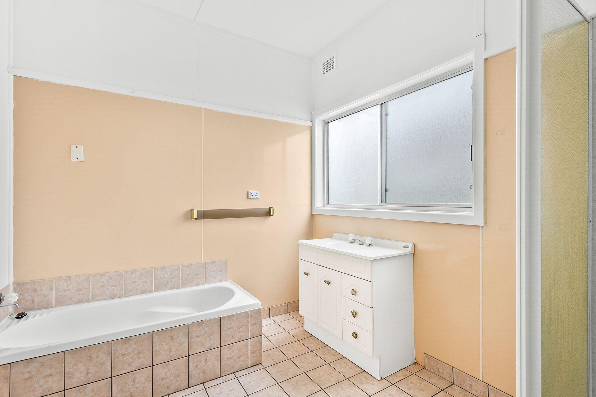 House for Rent: Barrack Heights, NSW 2528, NSW, 2528