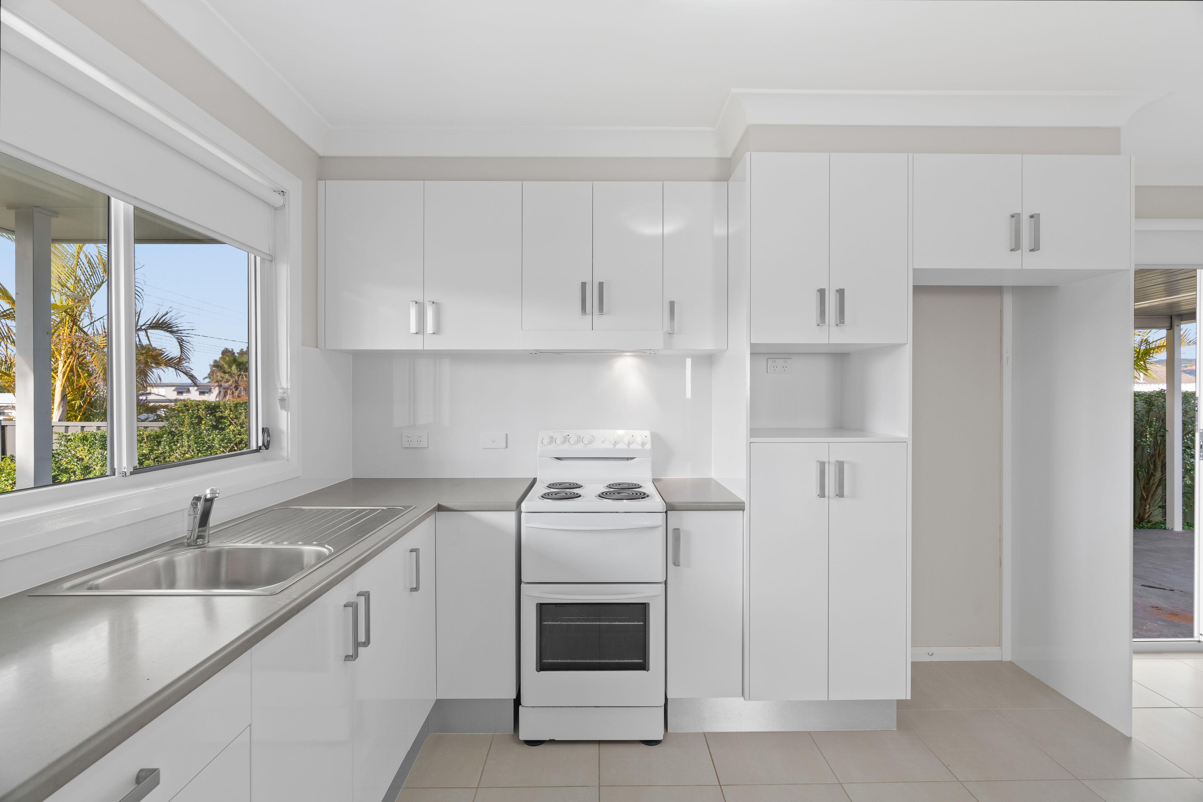 Flat for Rent: Killarney Vale, NSW 2261, NSW, 2261