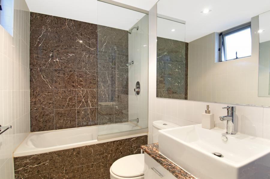 Modern Apartment Living with Stunning Views - Prime Location in Waitara/Hornsby