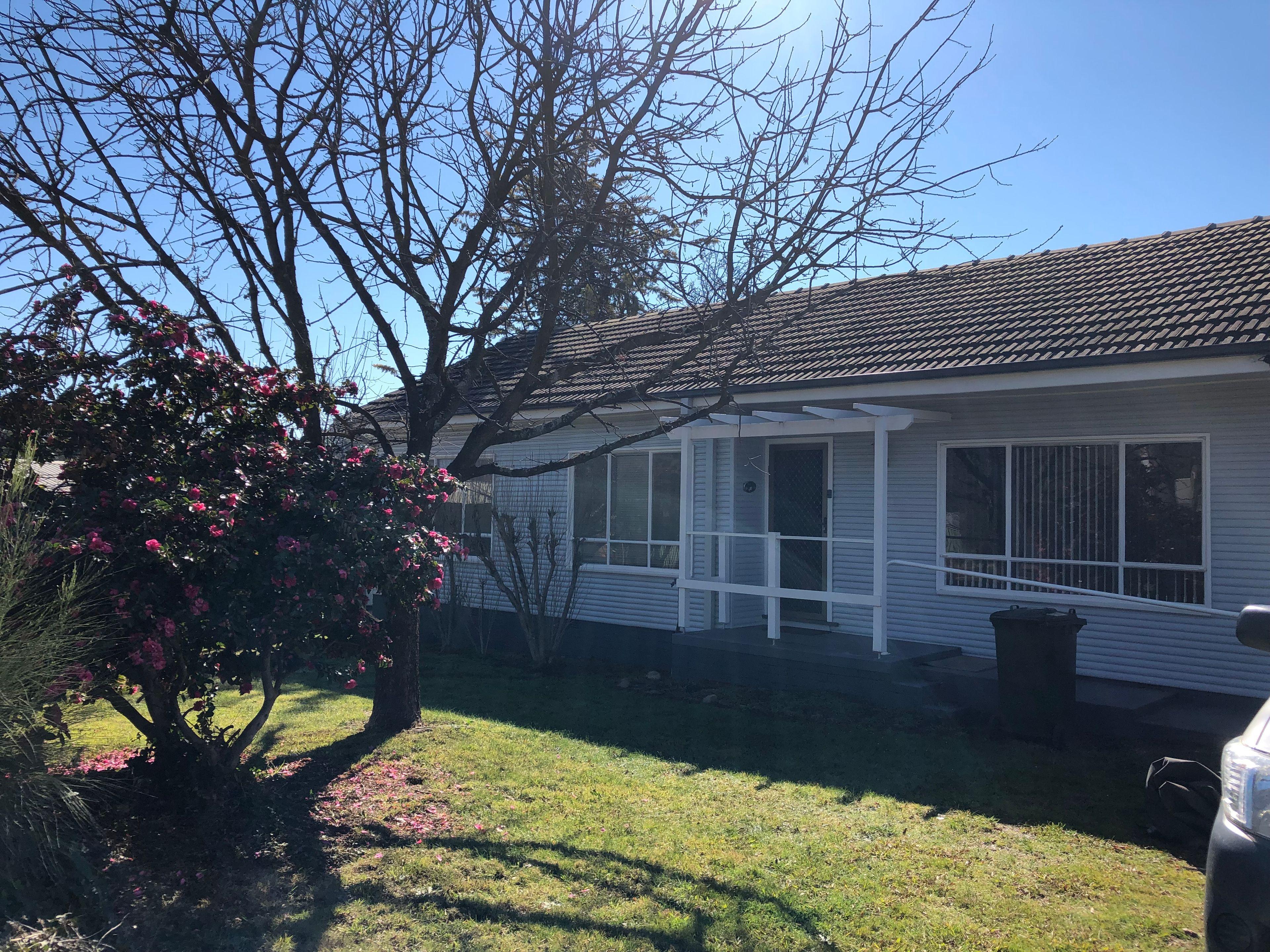 Prop-GPT: House: NSW Tumut, NSW 2720 Home For Rent
