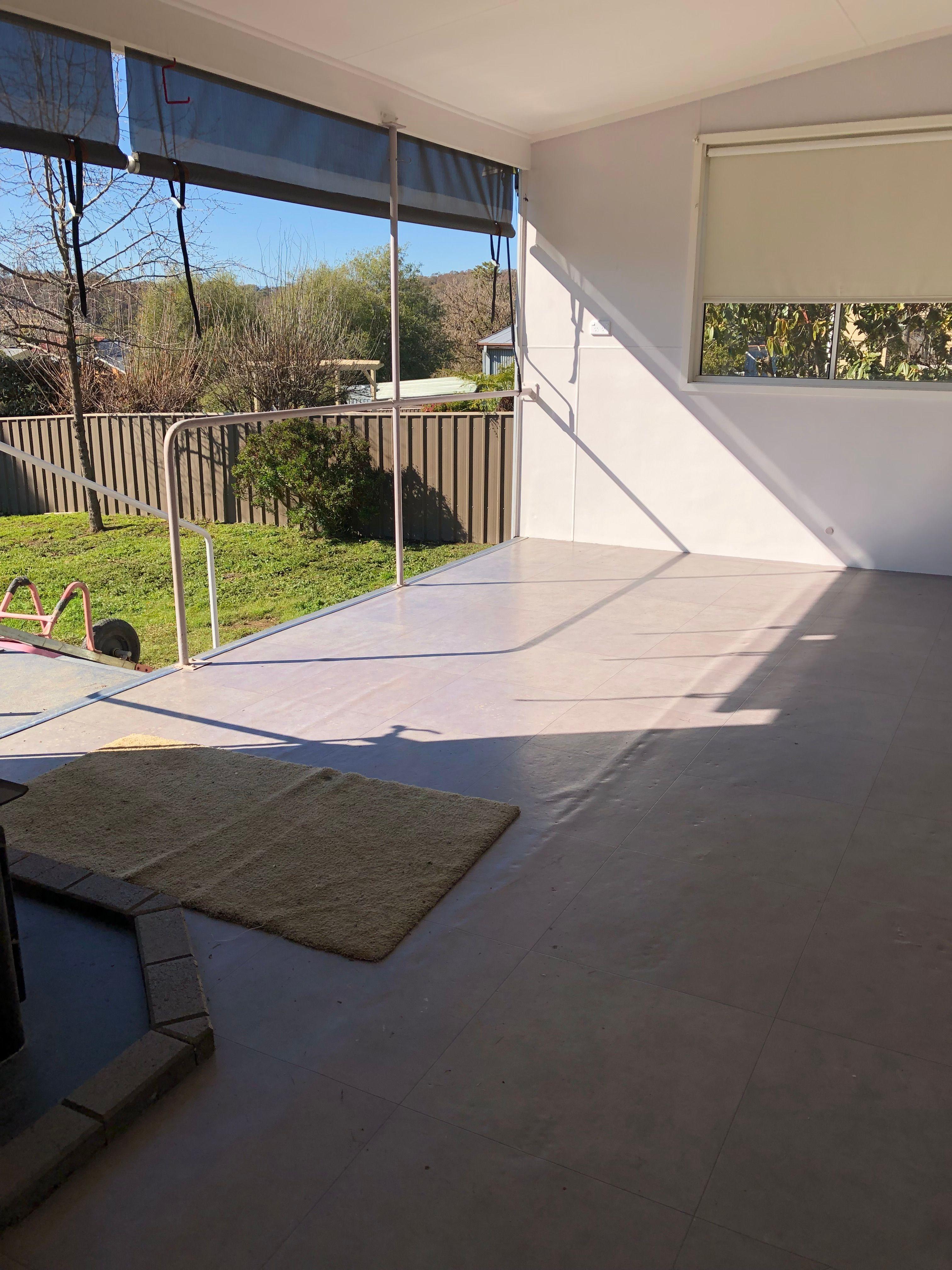 House for Rent: Tumut, NSW 2720, NSW, 2720