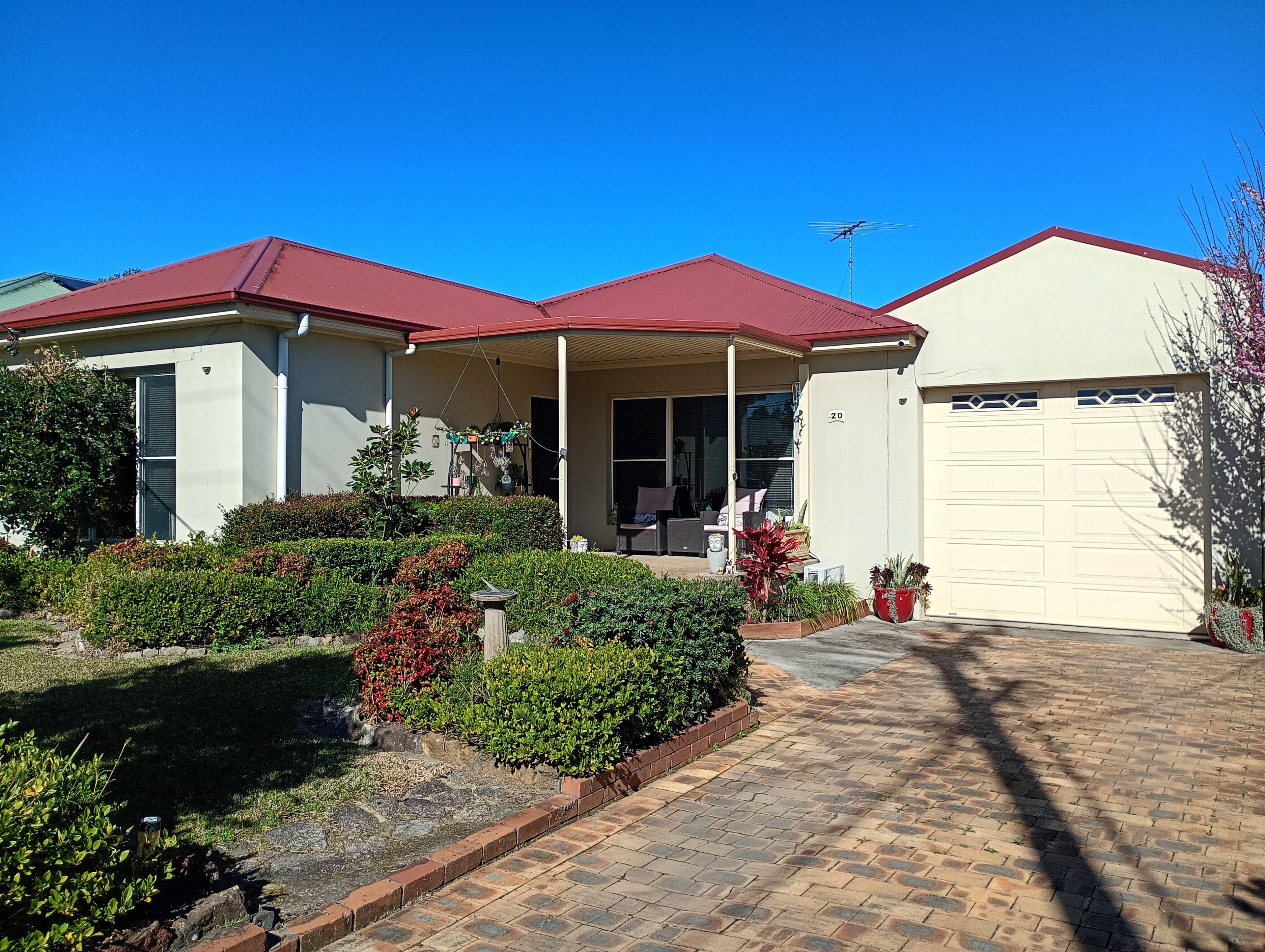 Comfortable Single-Level Home in Peaceful Schofields Street