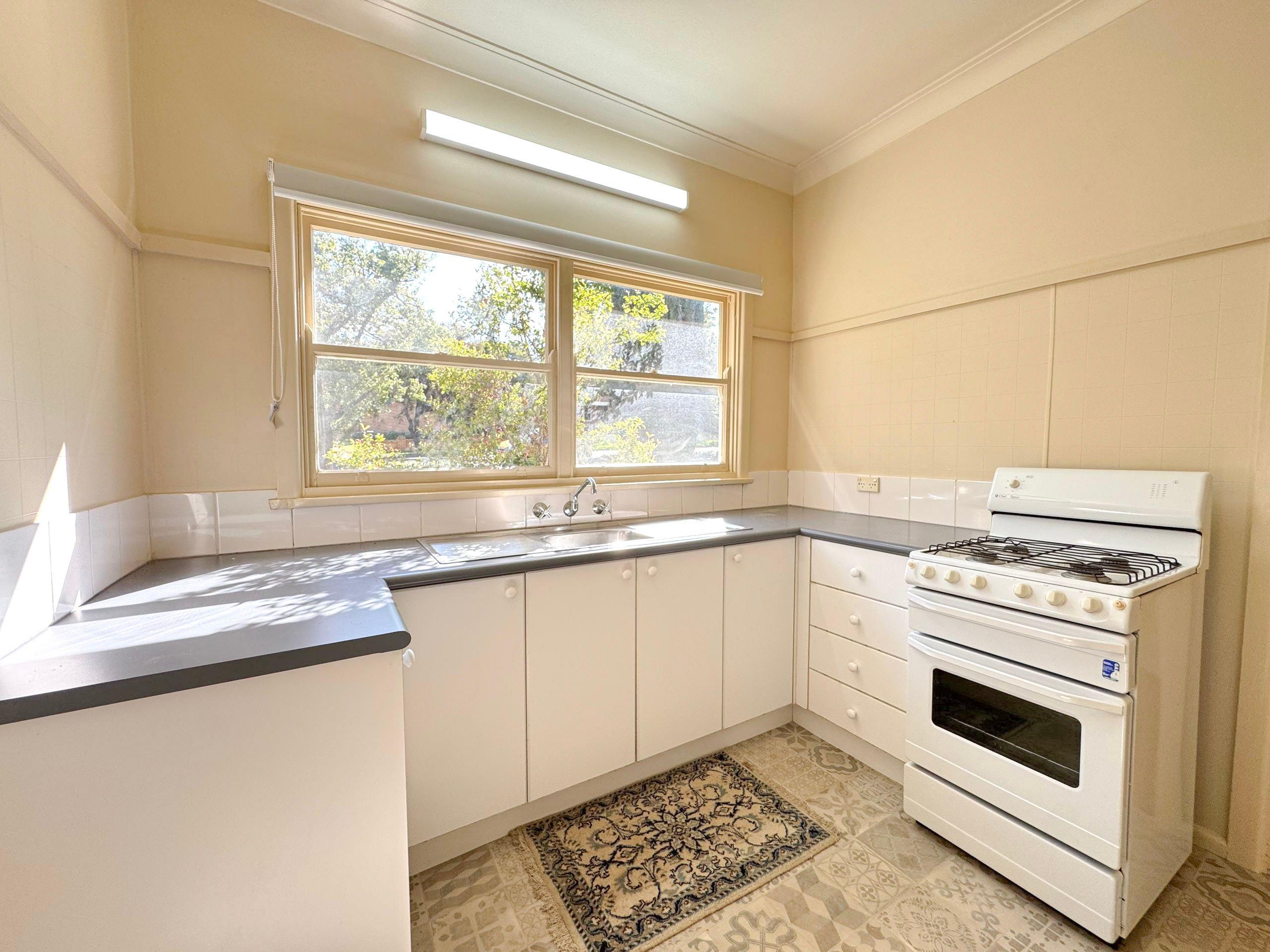 House for Rent: Parkes, NSW 2870, NSW, 2870