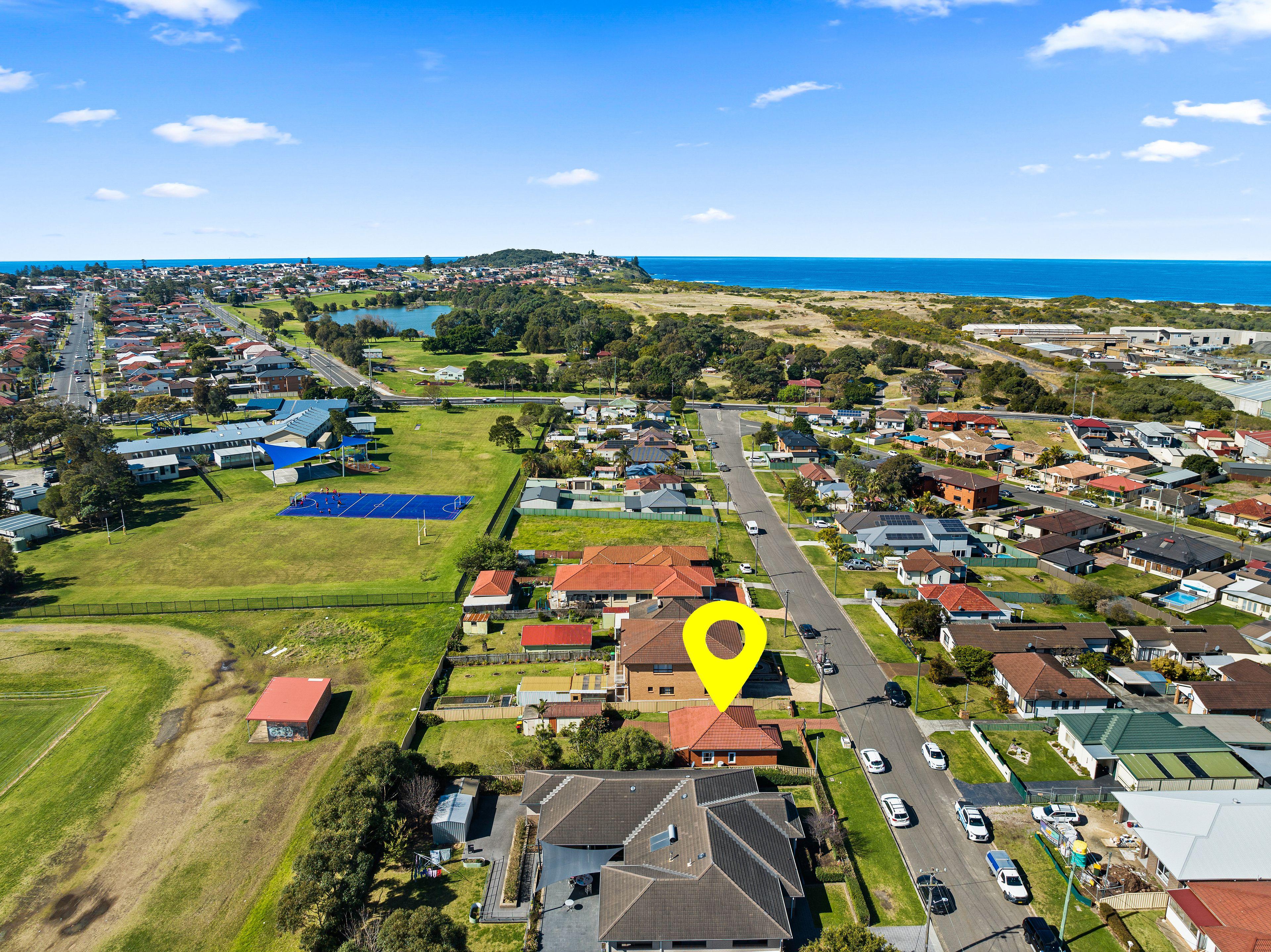 House for Rent: Warrawong, NSW 2502, NSW, 2502