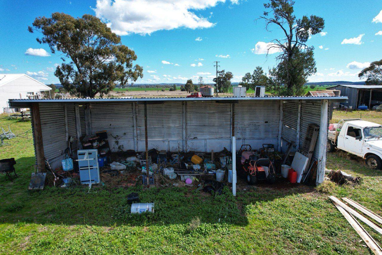 Private Rural Living with income Potential!