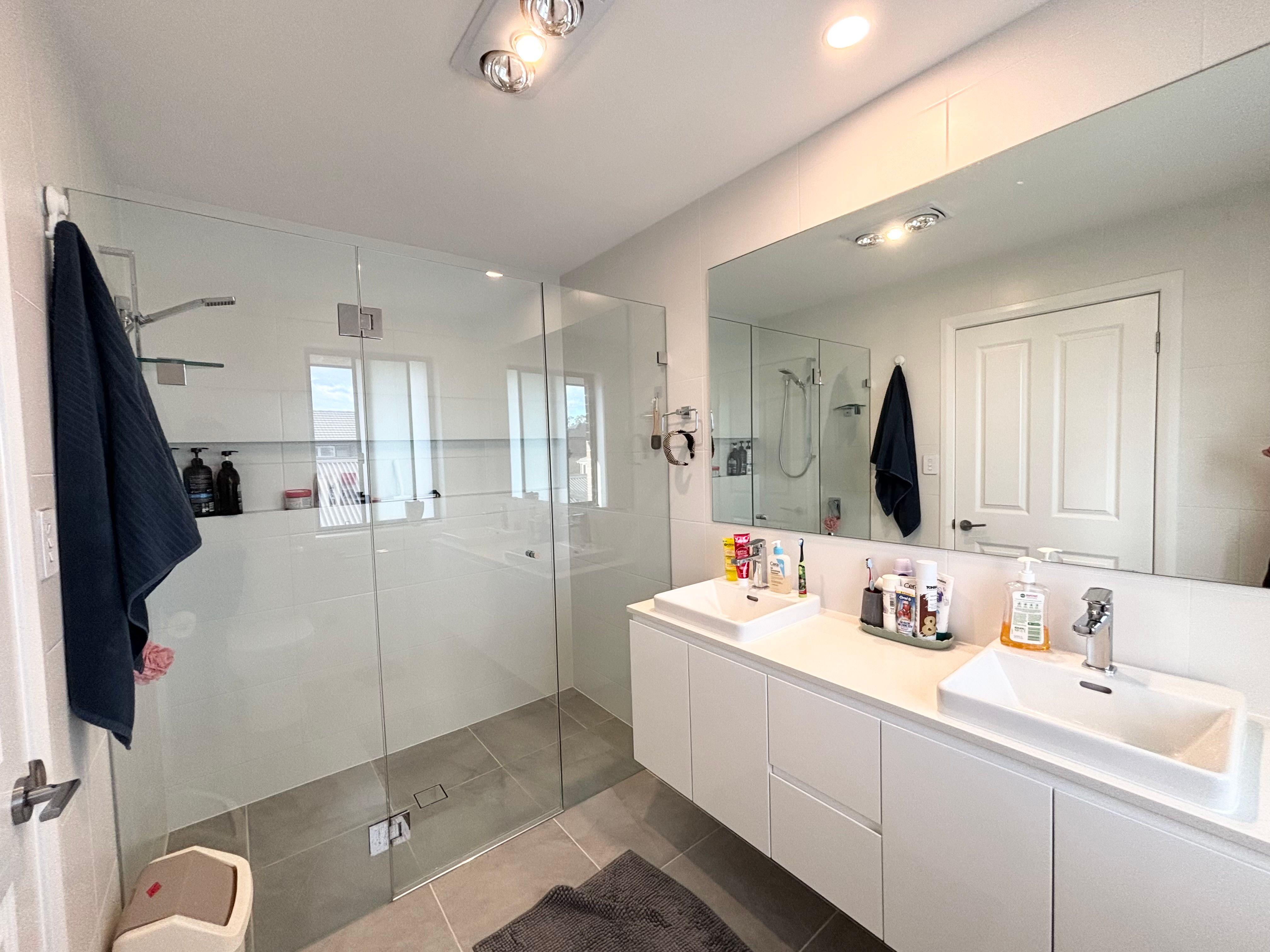 House for Rent: Austral, NSW 2179, NSW, 2179