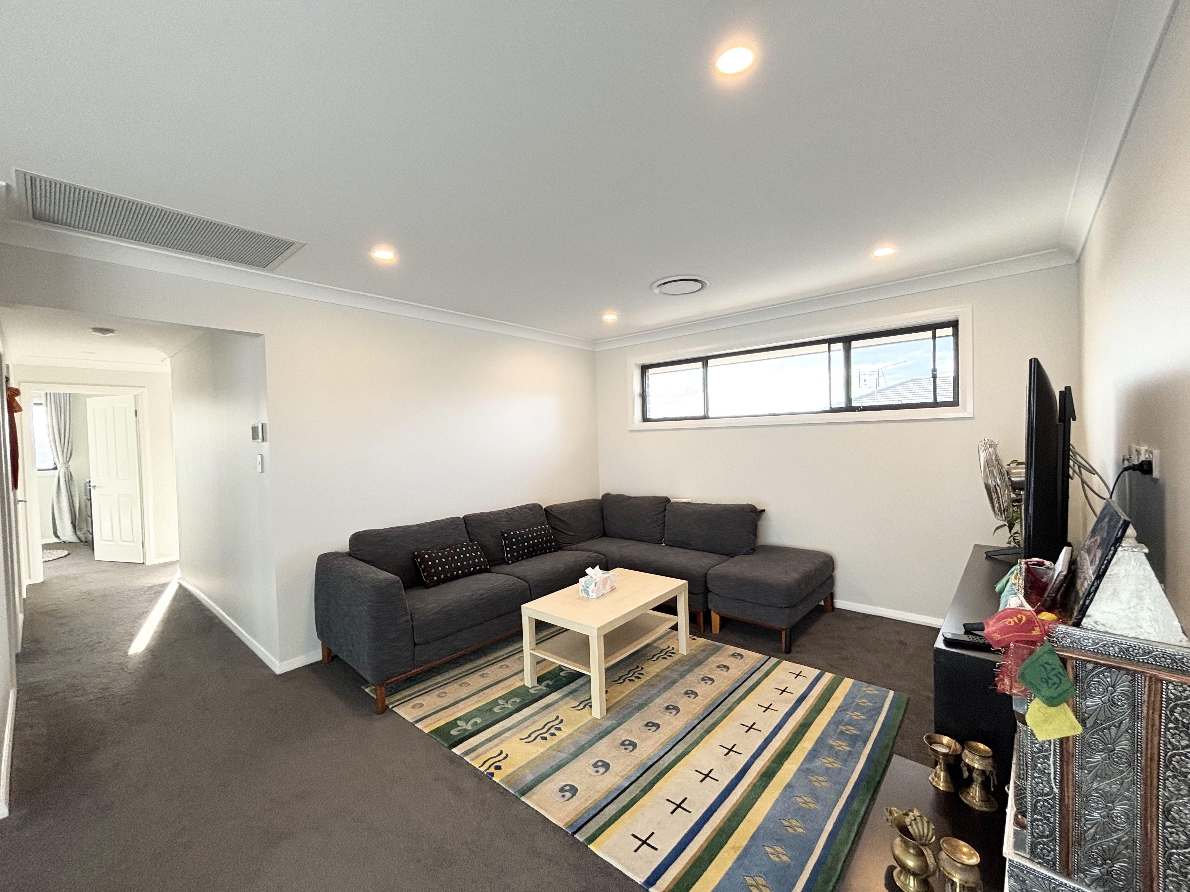 House for Rent: Austral, NSW 2179, NSW, 2179