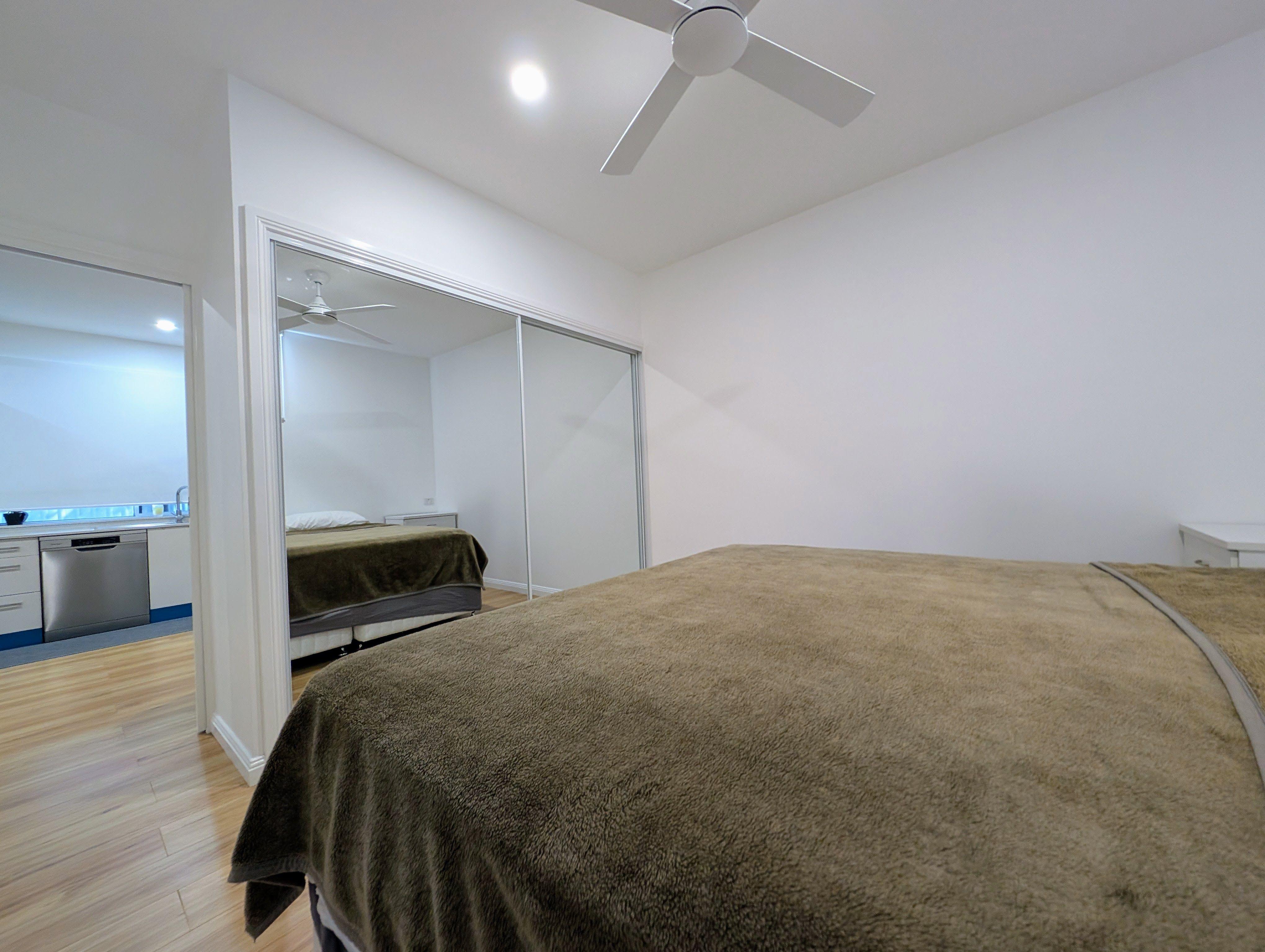 Fully Furnished Home Right a short Walk to Lake MacQuarie