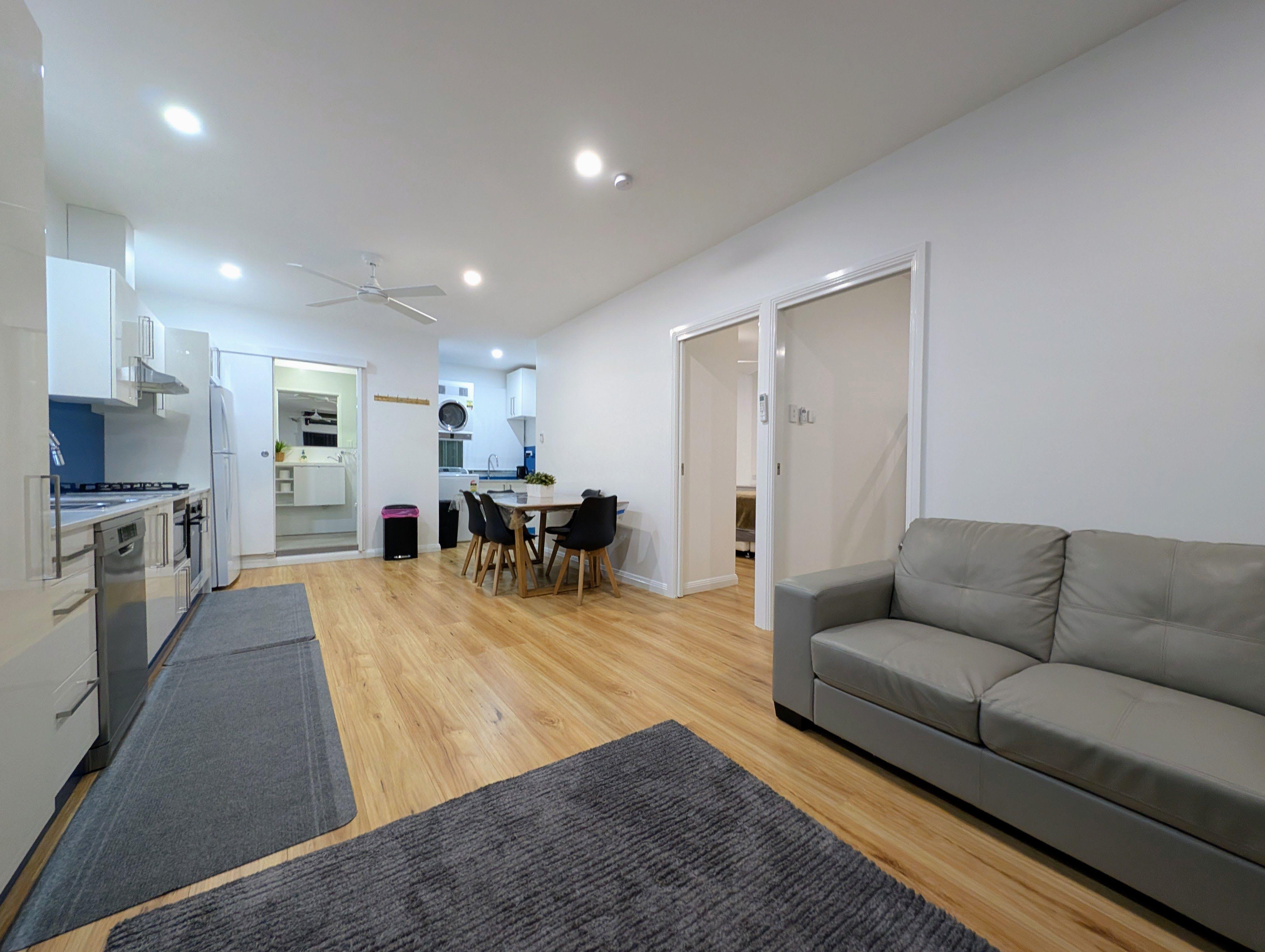 Fully Furnished Home Right a short Walk to Lake MacQuarie