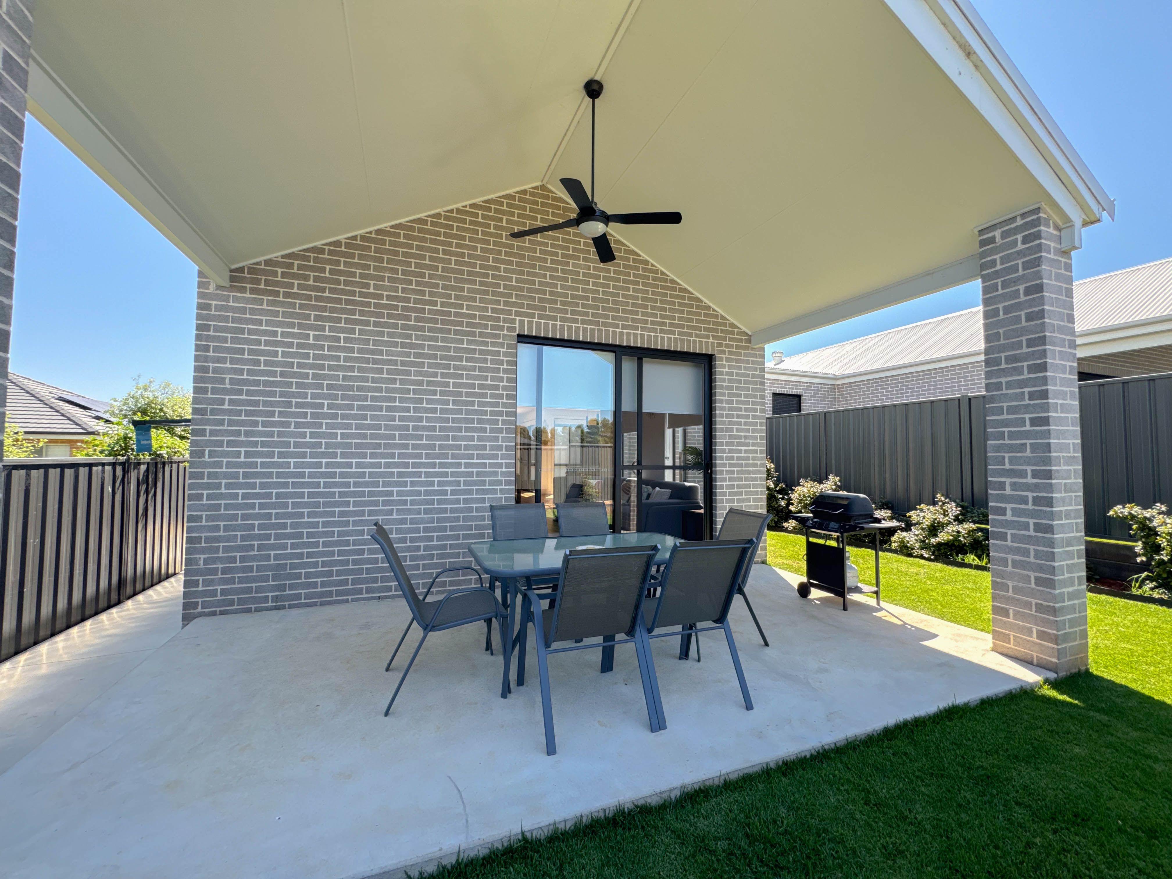 DuplexSemi-detached for Rent: Parkes, NSW 2870, NSW, 2870