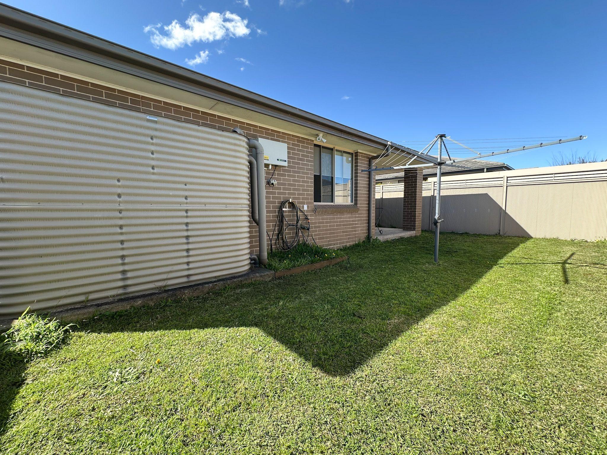 House for Rent: Spring Farm, NSW 2570, NSW, 2570