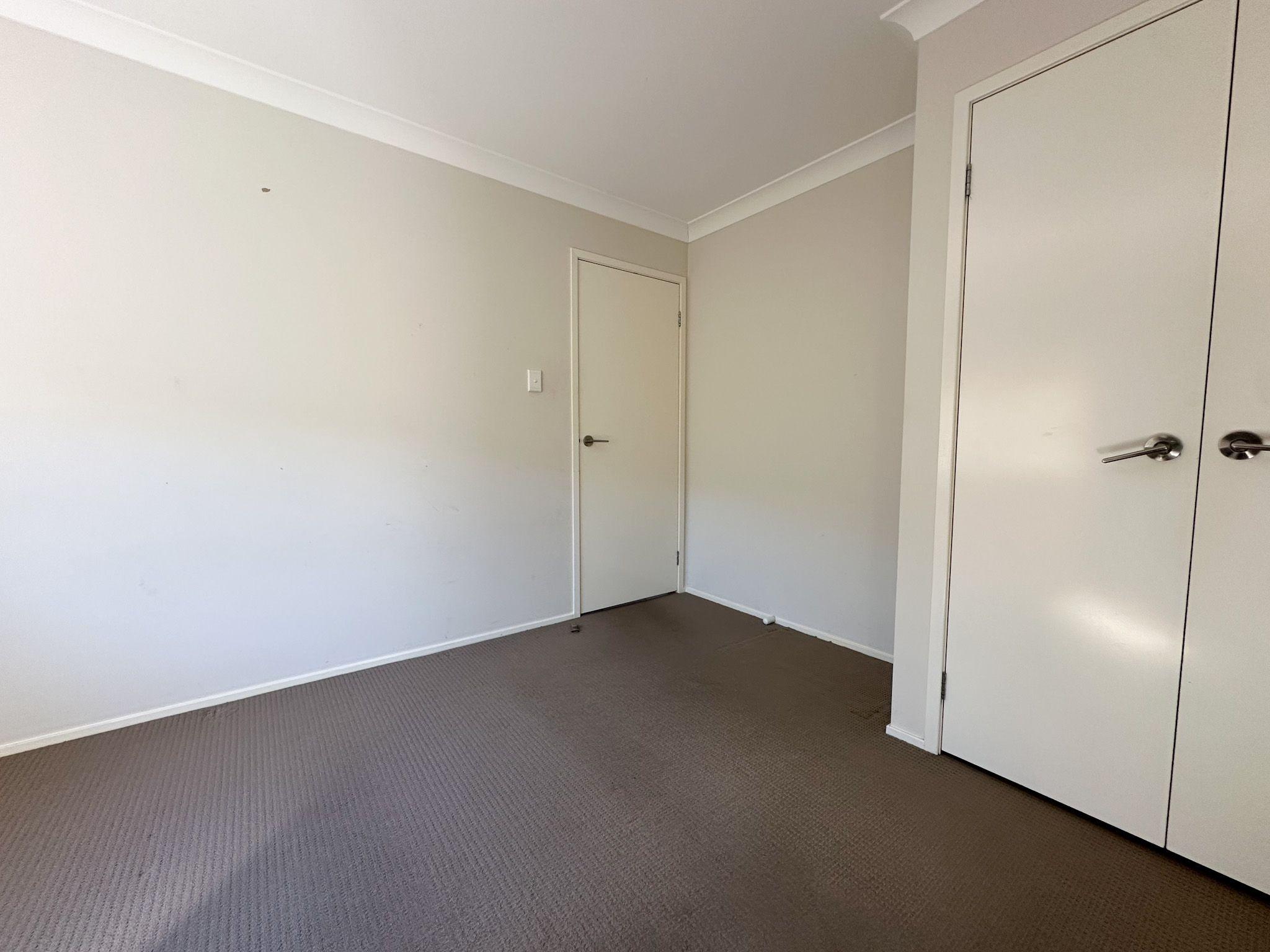 House for Rent: Spring Farm, NSW 2570, NSW, 2570