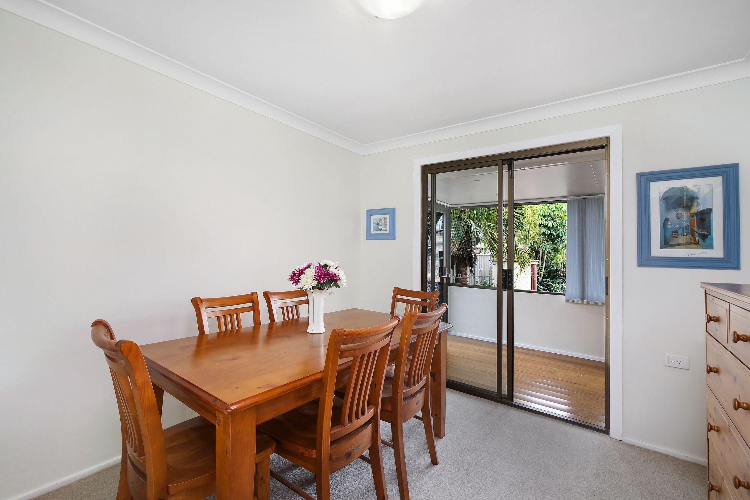 House for Rent: Umina Beach, NSW 2257, NSW, 2257