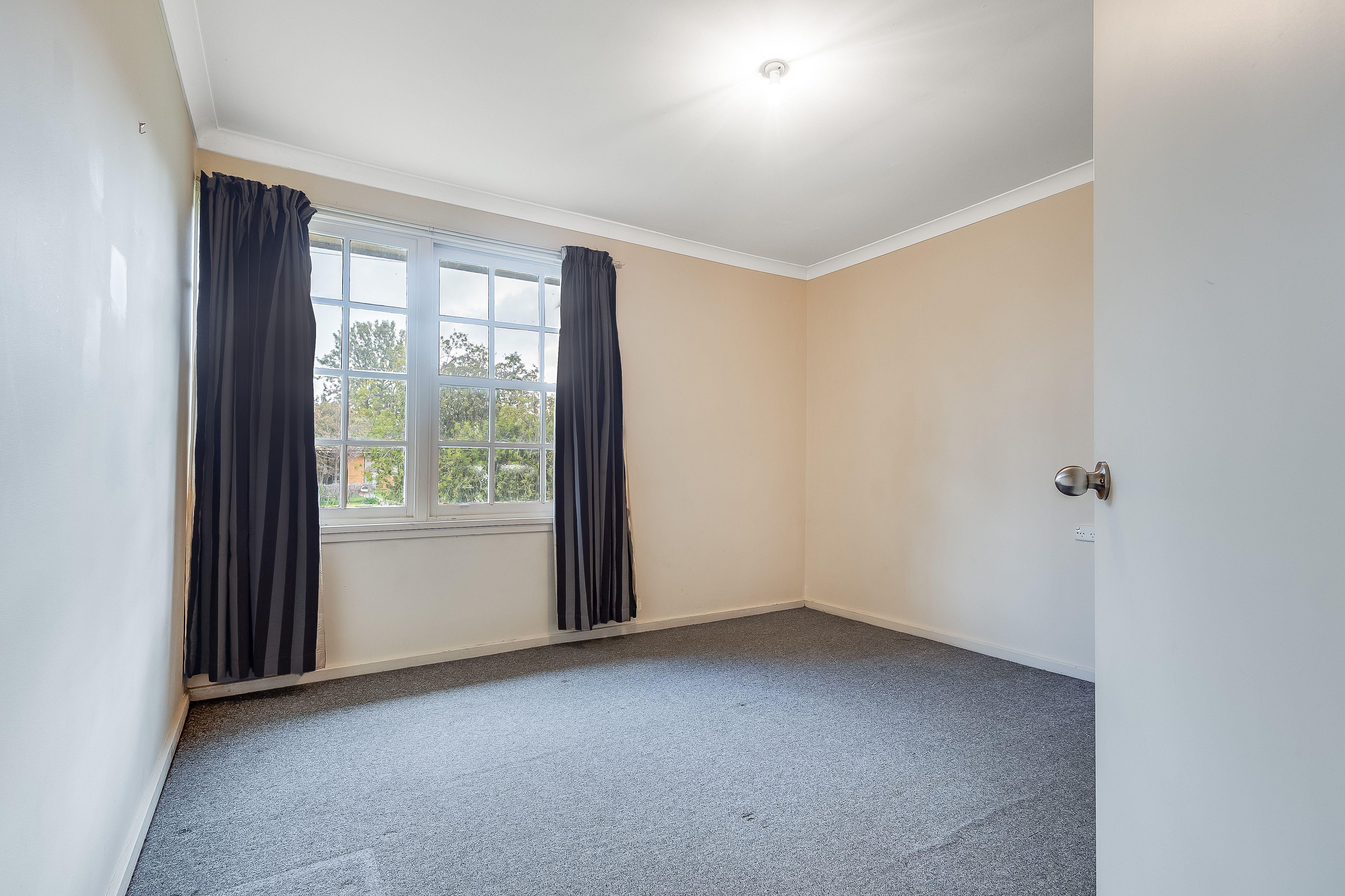 House for Rent: Lavington, NSW 2641, NSW, 2641