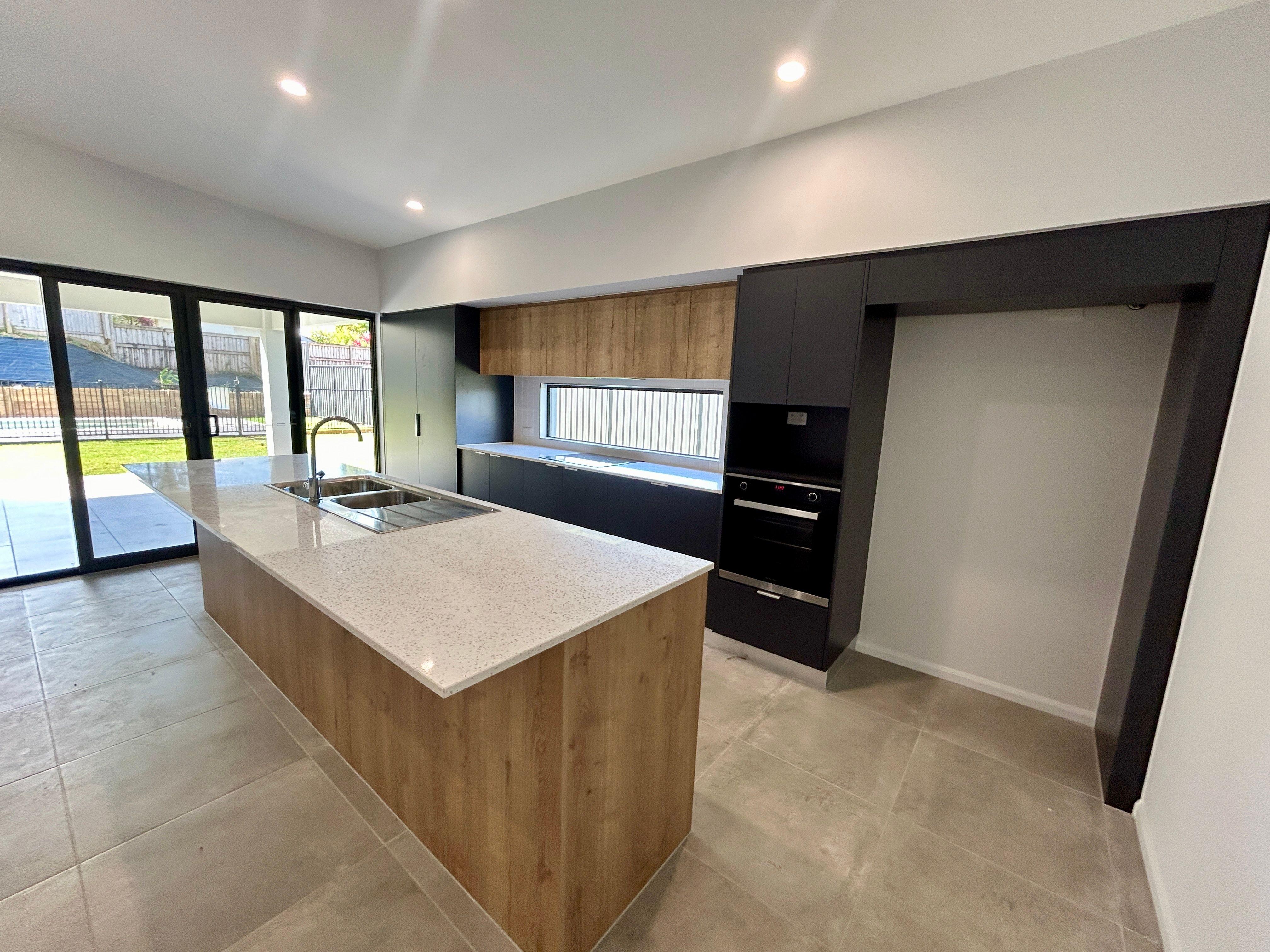 Prop-GPT: House: QLD Kanimbla, QLD 4870 Home For Rent