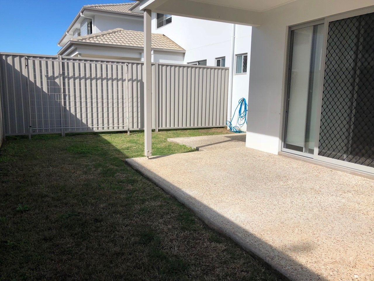 TERRIFIC TOWNHOUSE! APPLY NOW!