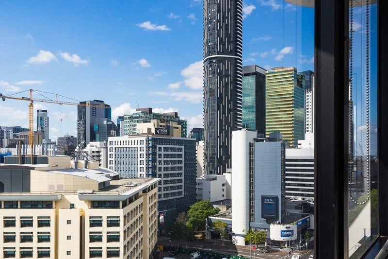 Prop-GPT: Apartment: QLD Brisbane City, QLD 4000 Home For Rent