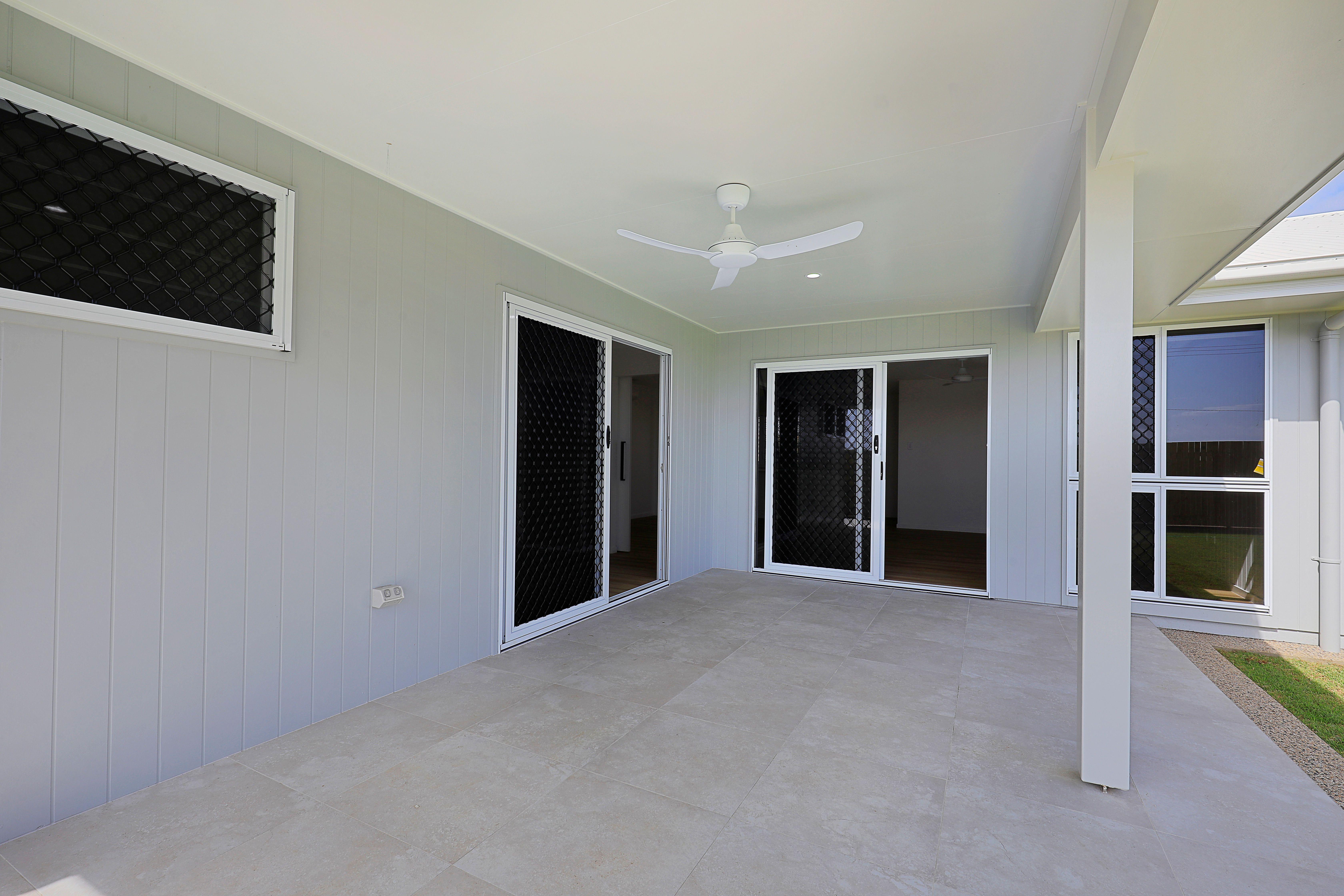 Stunning 4 Bedroom Family Home in Bargara - Only minutes to Kelly's Beach