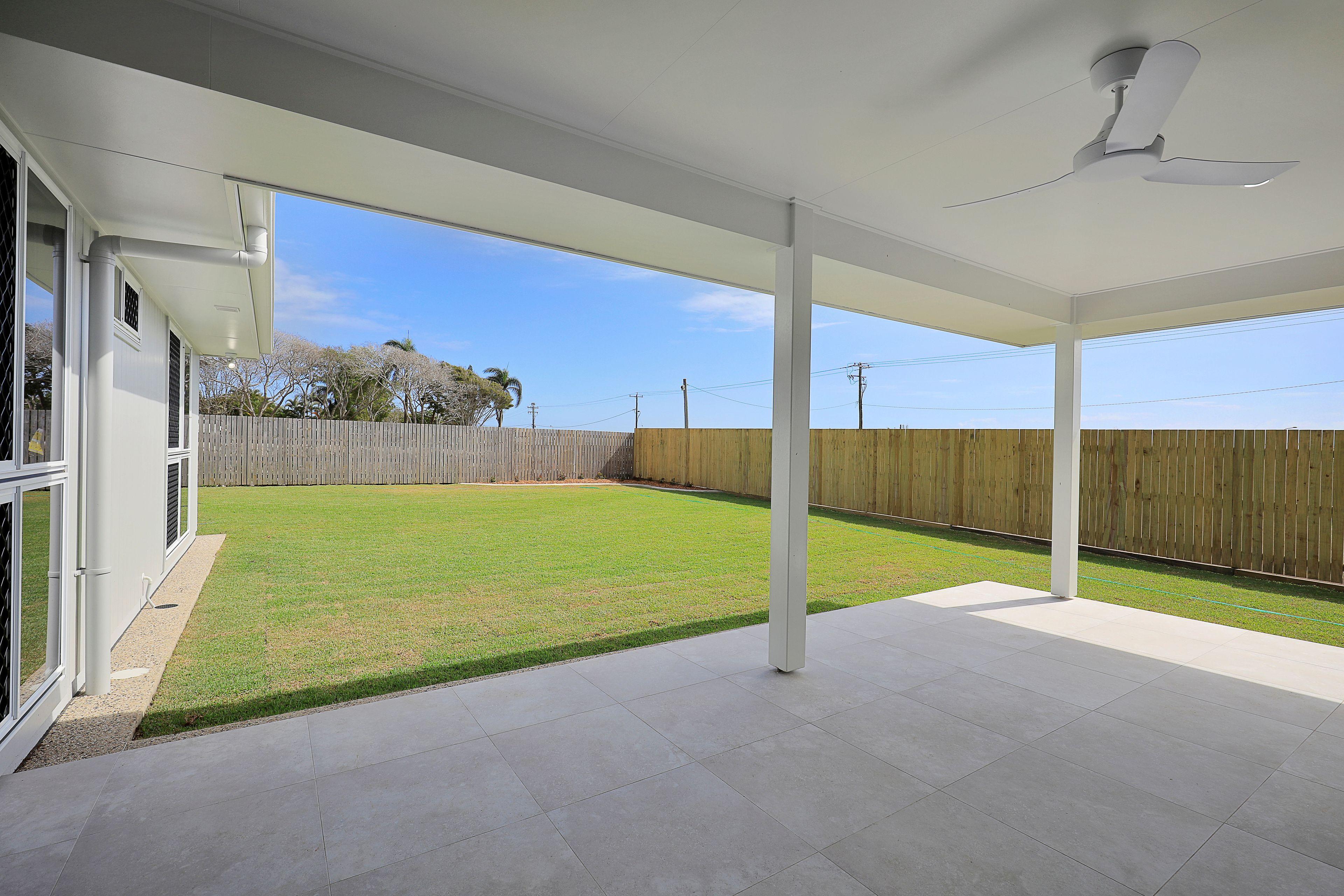 Stunning 4 Bedroom Family Home in Bargara - Only minutes to Kelly's Beach