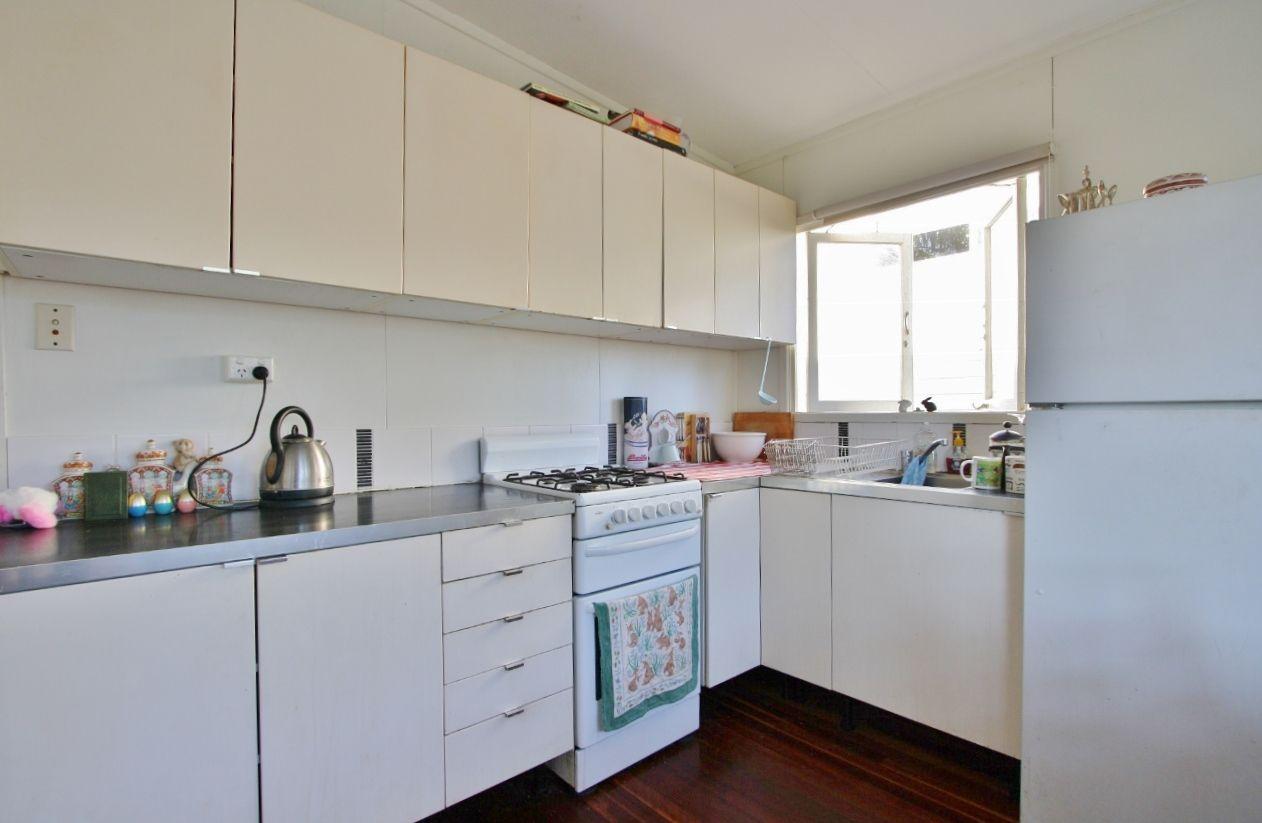 House for Rent: Holland Park West, QLD 4121, QLD, 4121