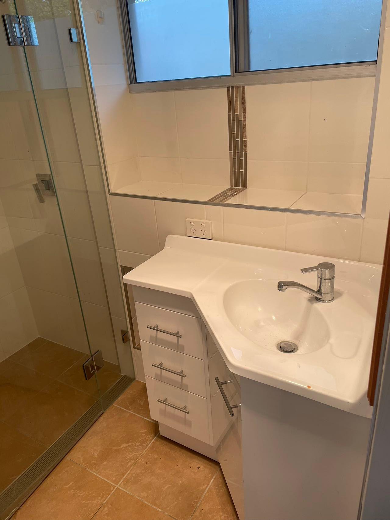 Newly Renovated Home In  Loganholme