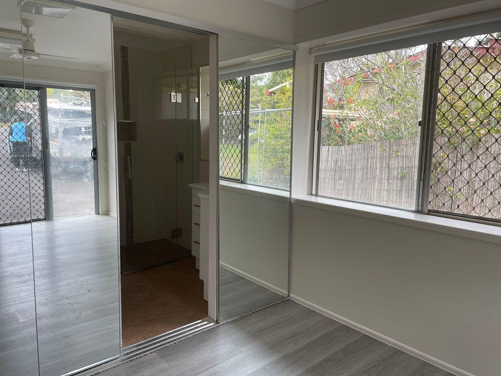 Newly Renovated Home In  Loganholme