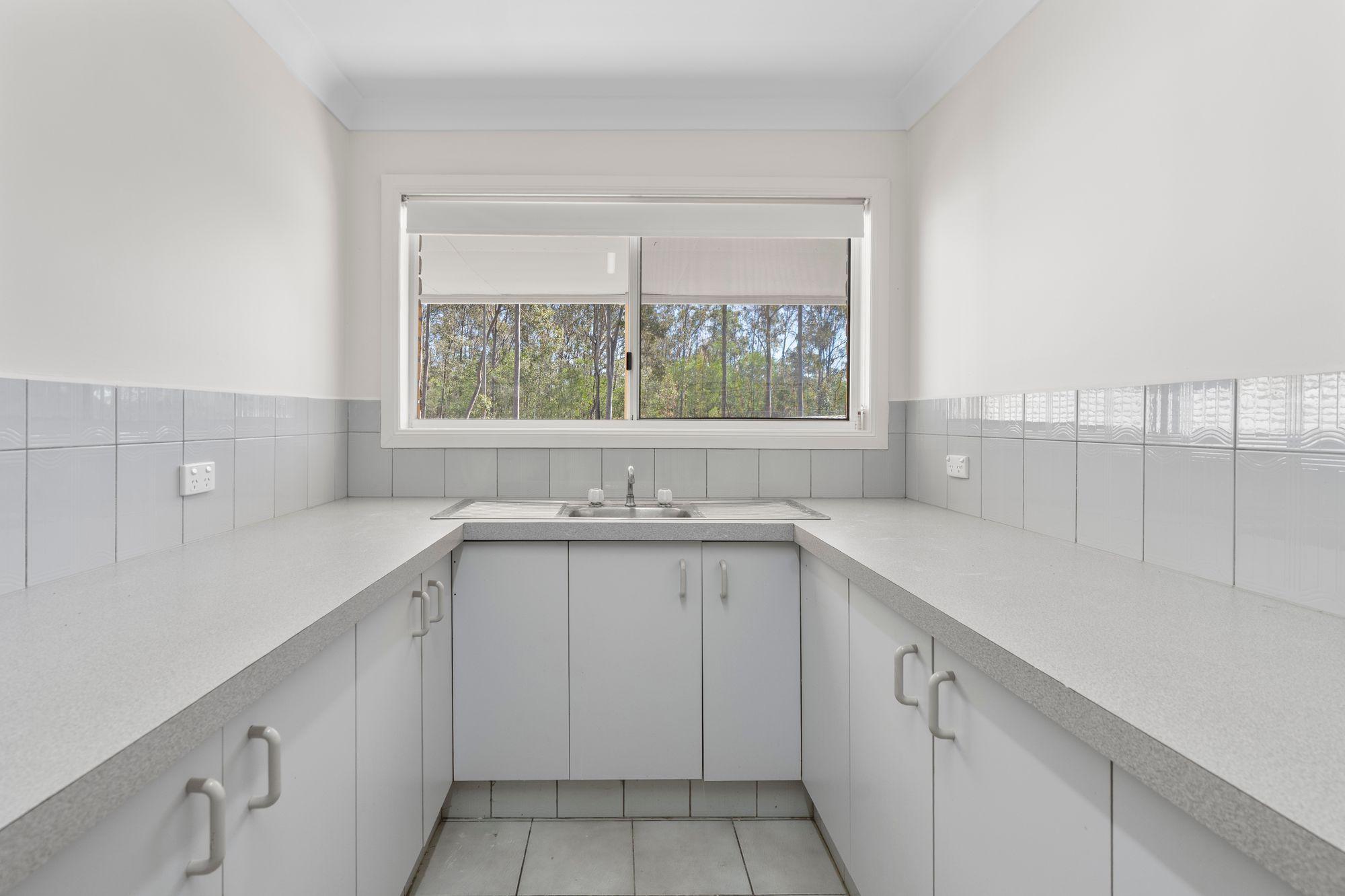 Dual Living Acreage Retreat - Freshly Renovated on 6.2 Hectares