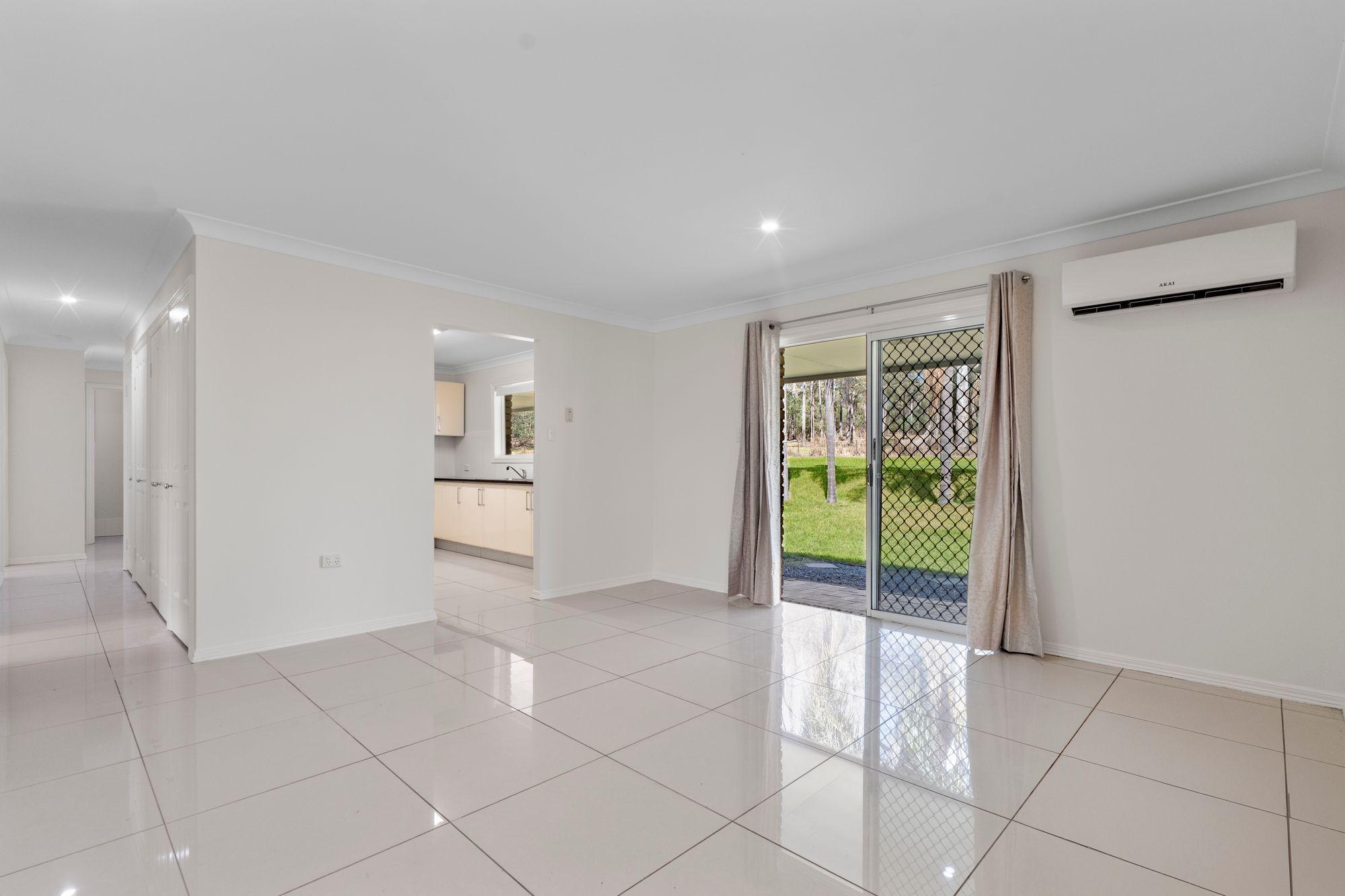 Dual Living Acreage Retreat - Freshly Renovated on 6.2 Hectares