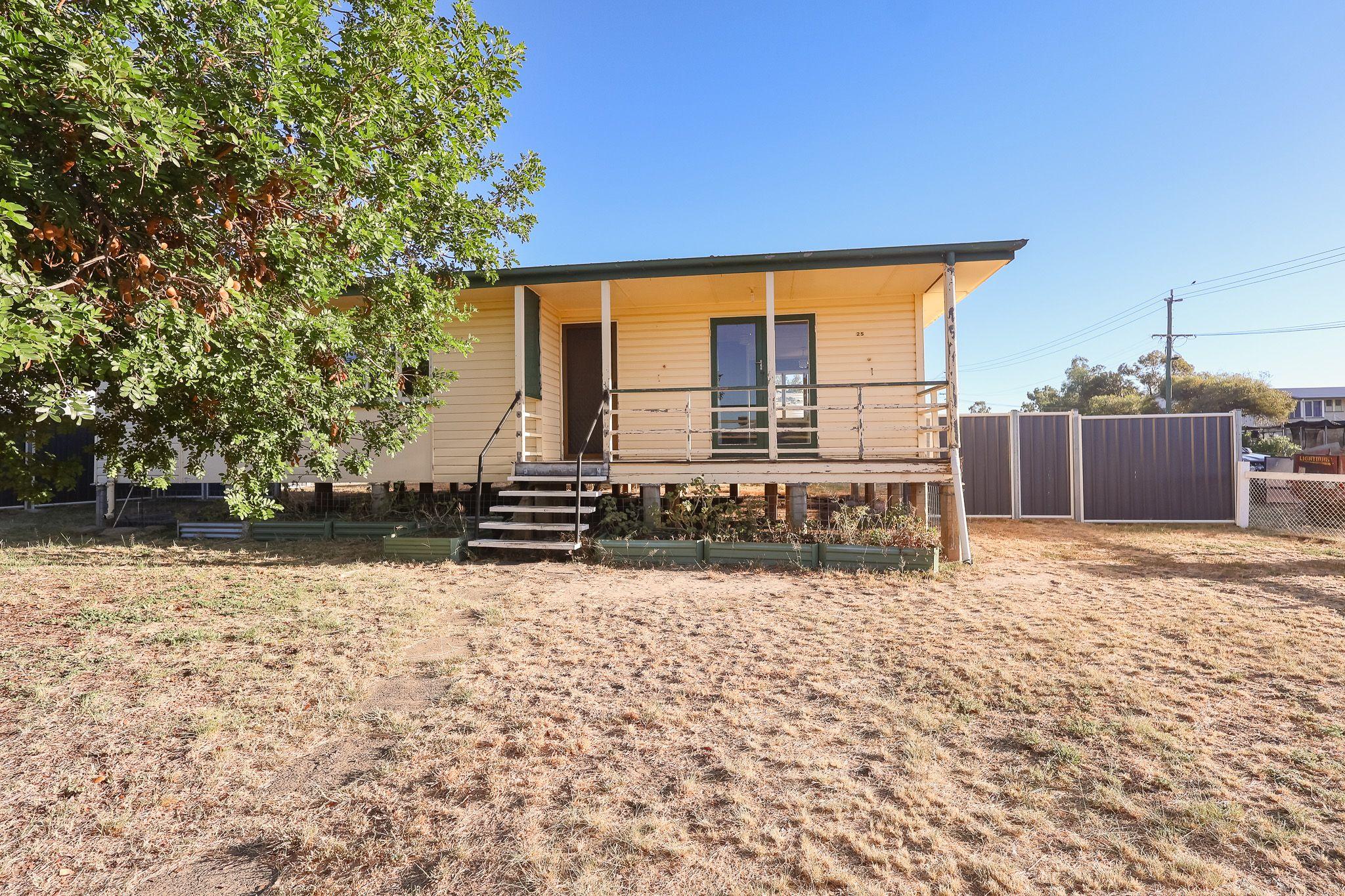 Prop-GPT: House: QLD Roma, QLD 4455 Home For Rent