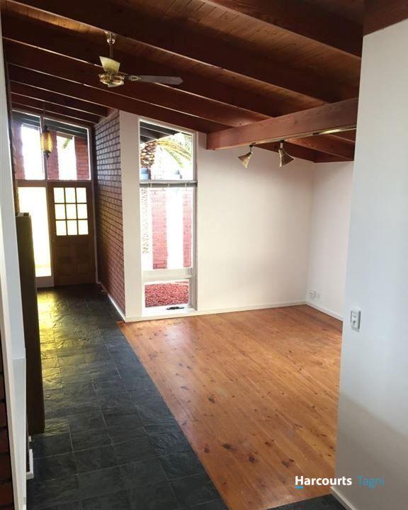 1 Dutchman Drive, HALLETT COVE, SA 5158 - House for Rent - harcourts.net