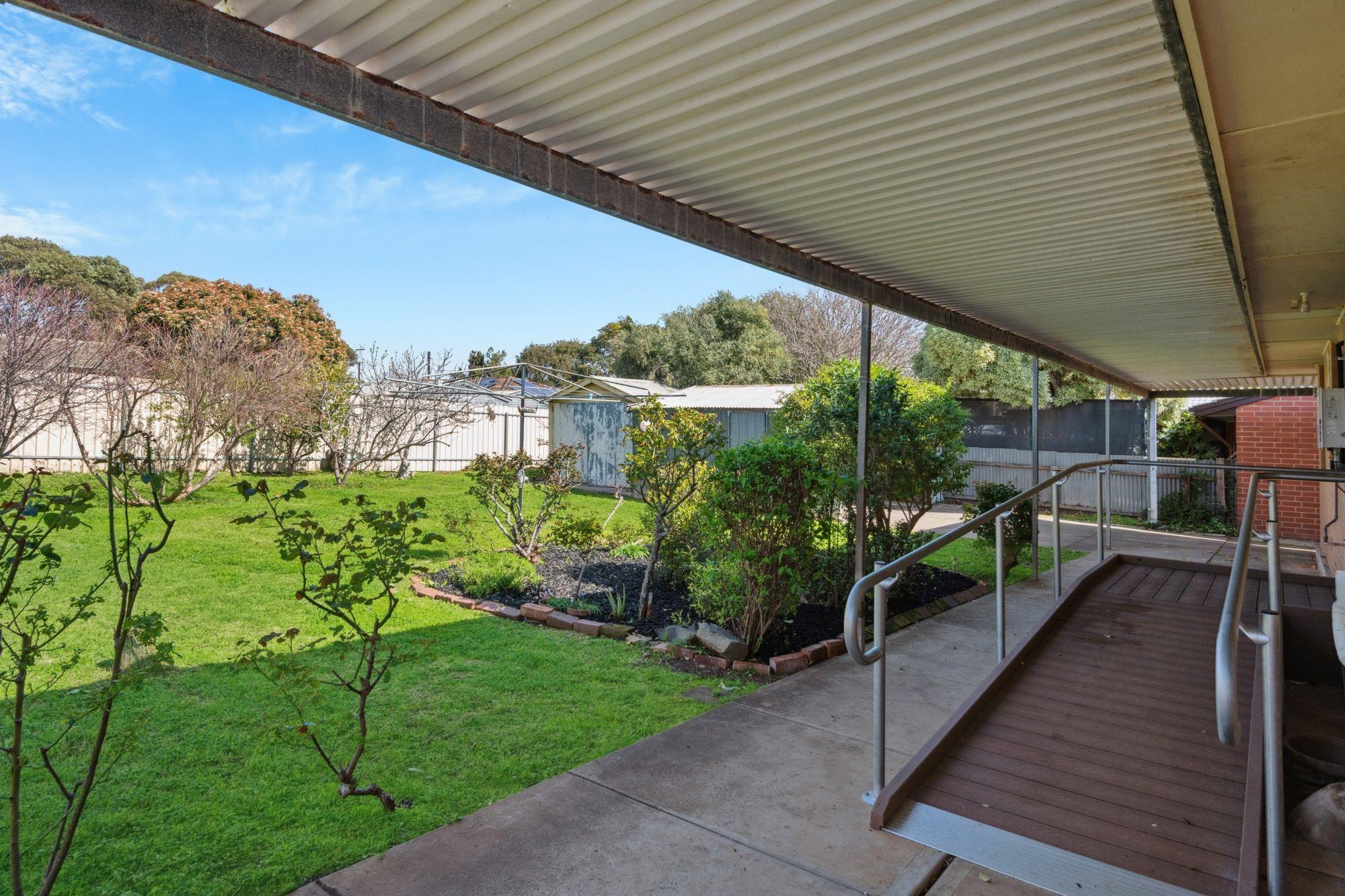 House for Rent: Christie Downs, SA 5164, SA, 5164